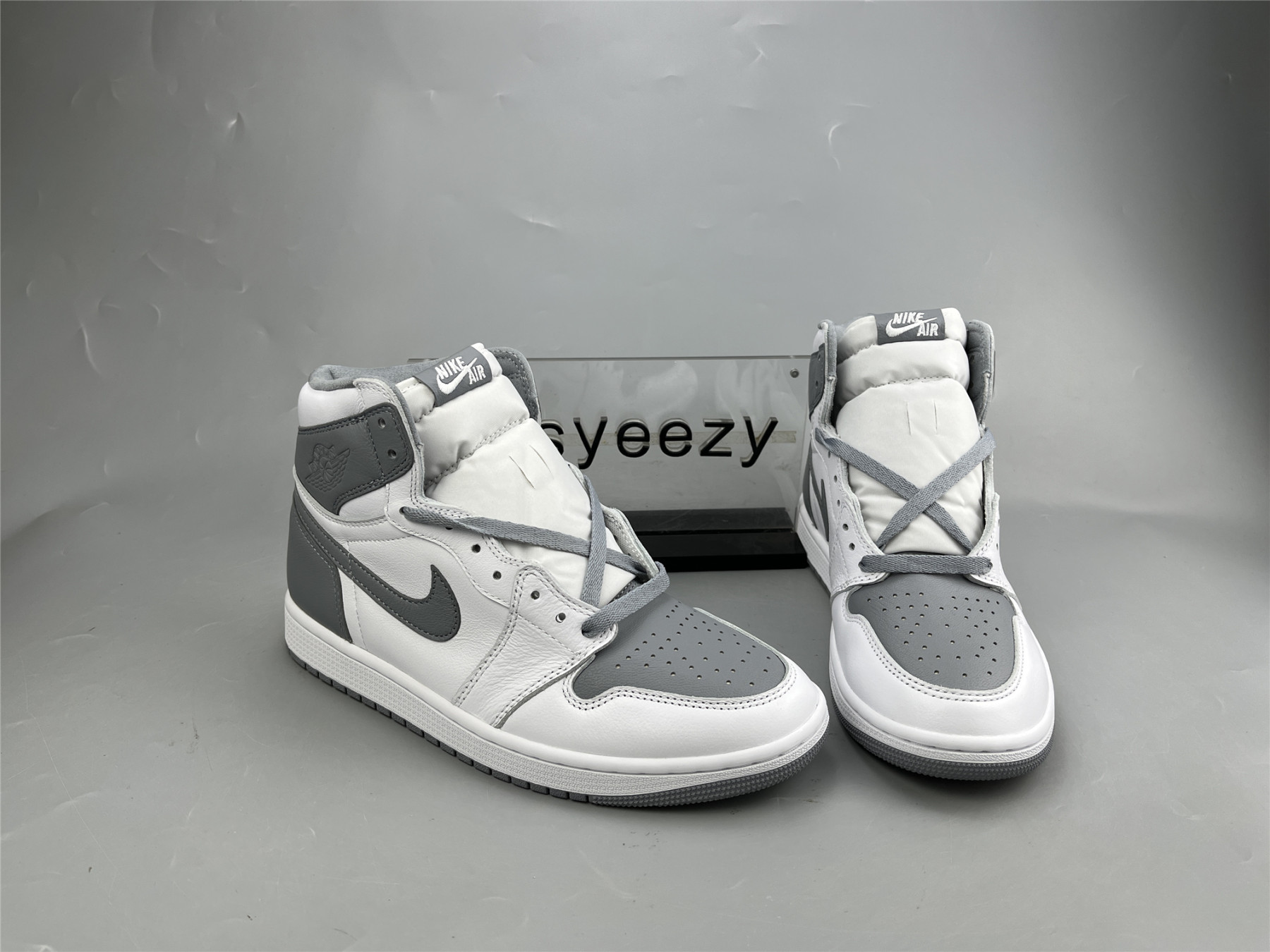 UA AIR JORDAN 1 RETRO HIGH OG 
