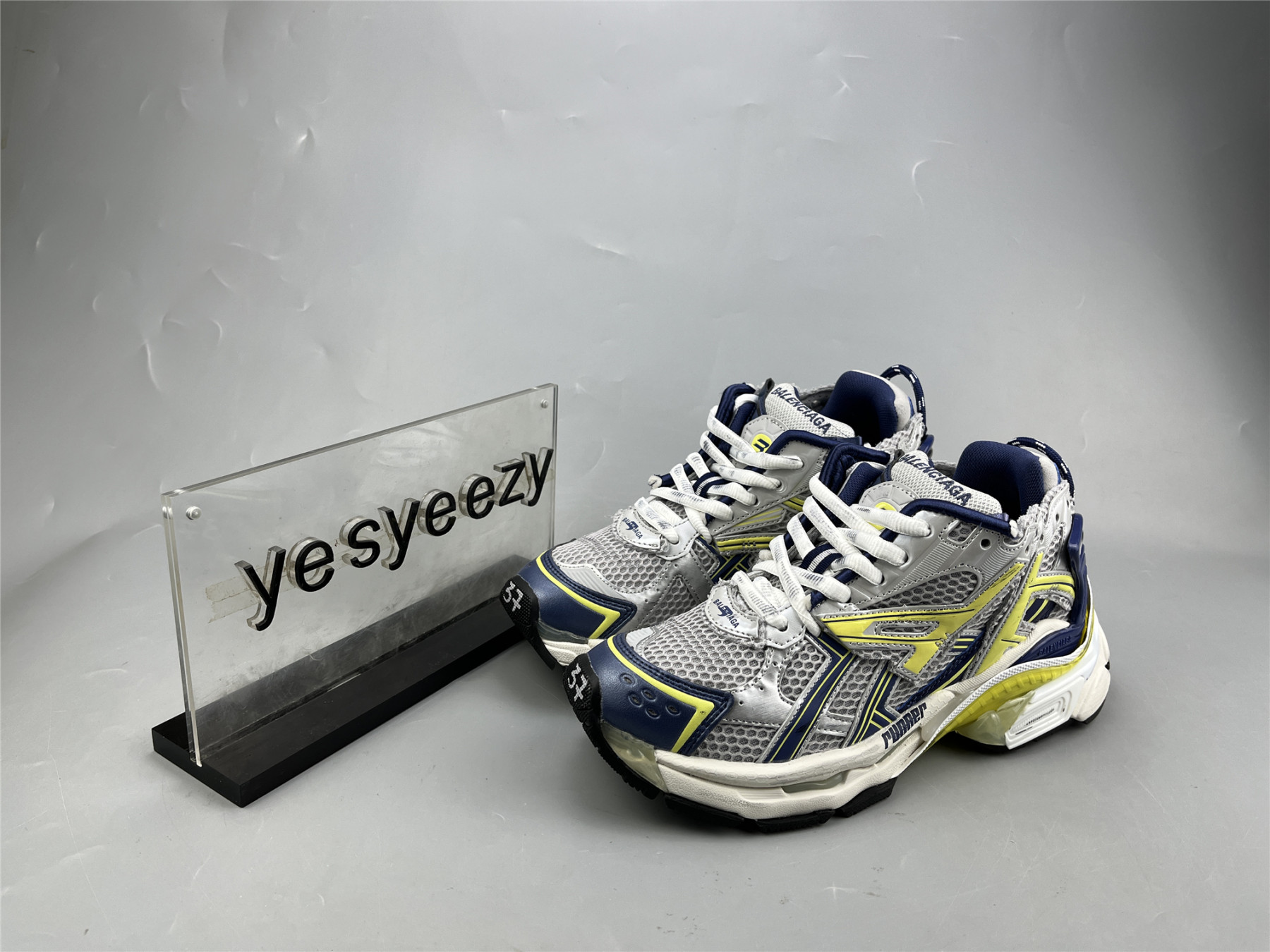 UA RUNNER BLK GREY YELLOW
