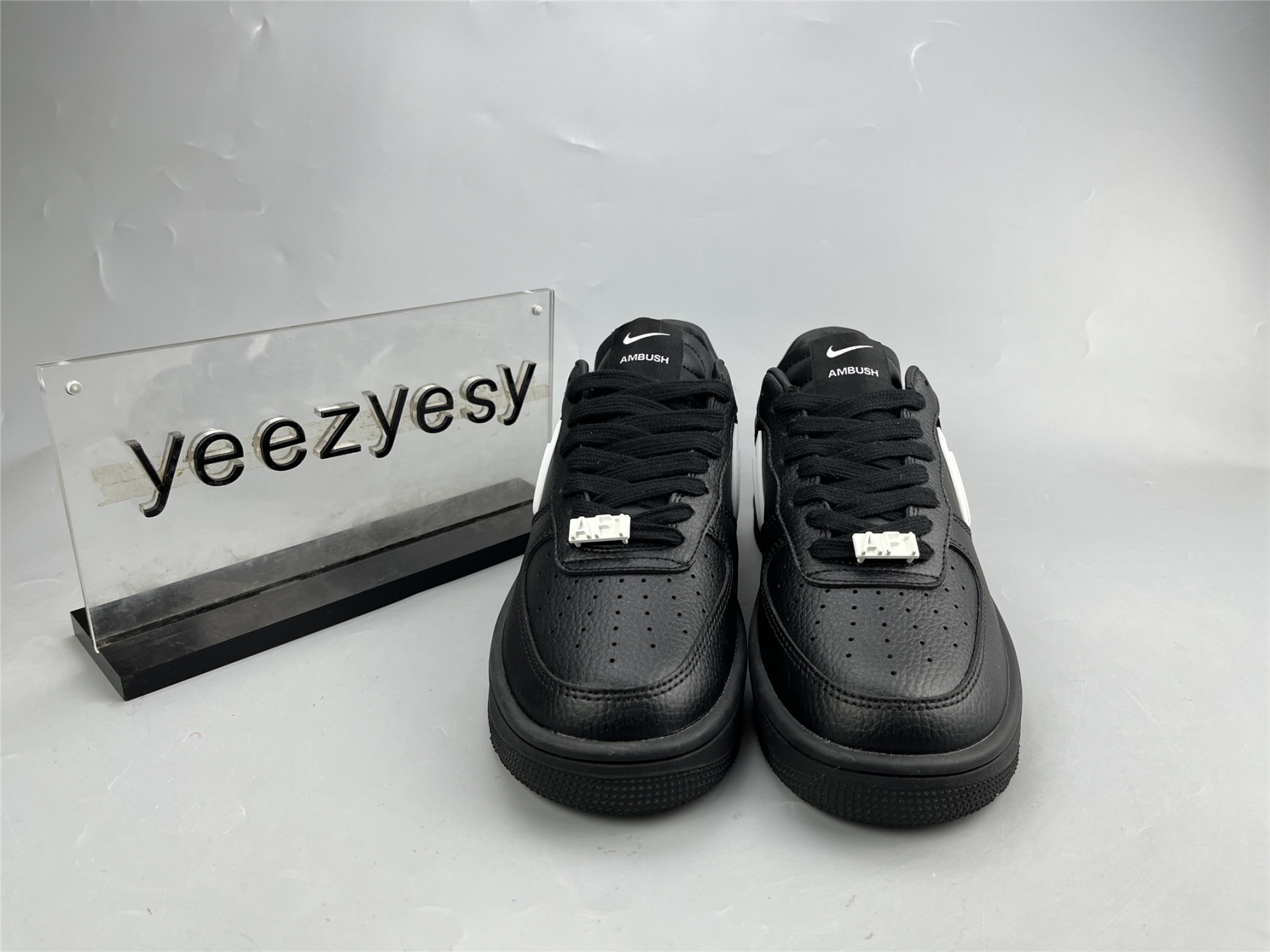 UA NIKE AMBUSH X AIR FORCE 1 LOW 