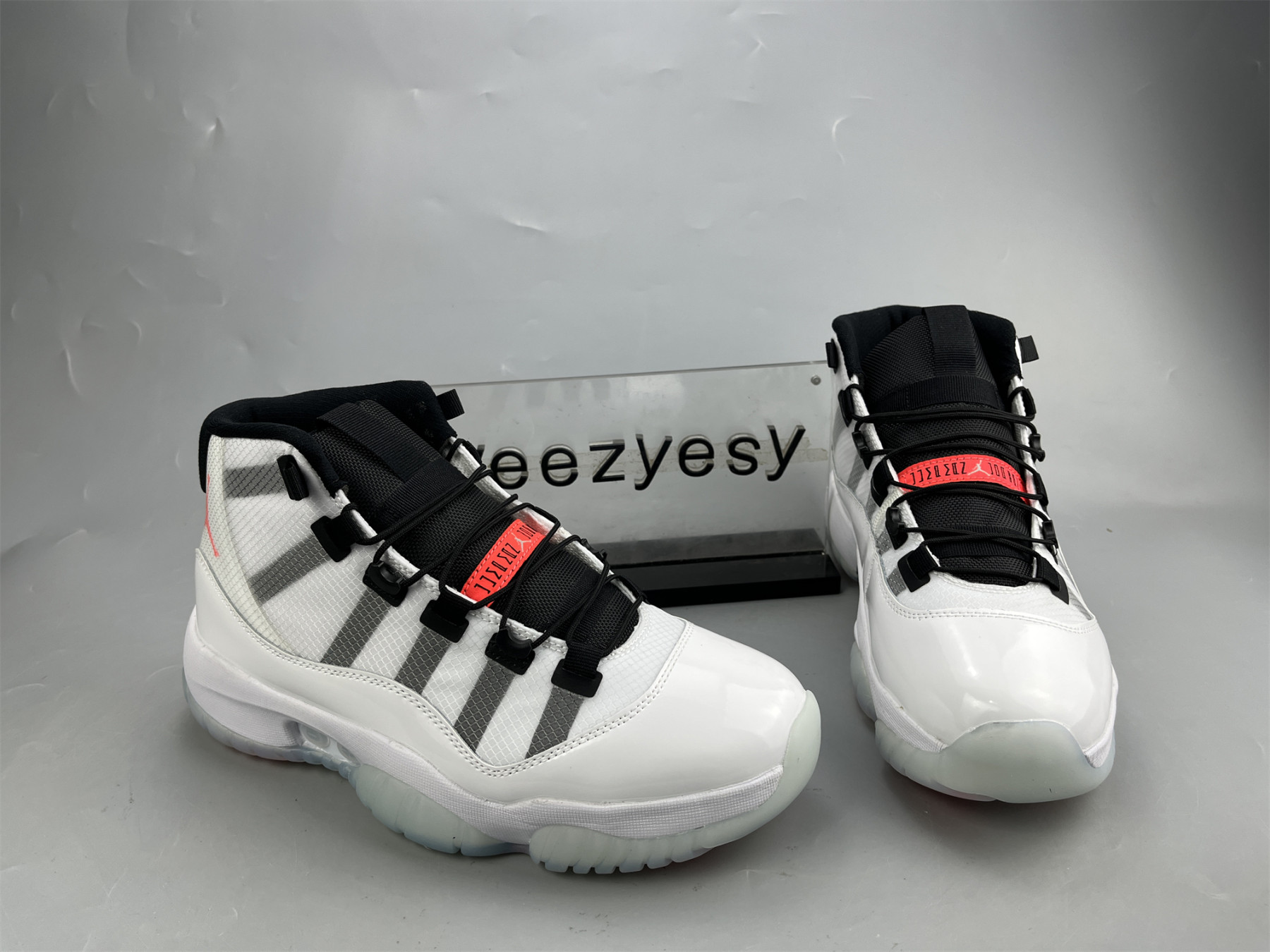UA AIR JORDAN 11 ADAPT 
