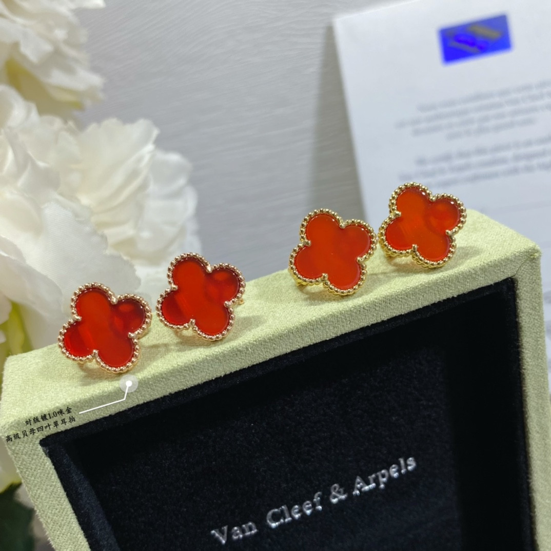 V*n Cl**f & Arpels PreM1vm Fritillaria Four-Leaf Clover Earrings 1.5cm