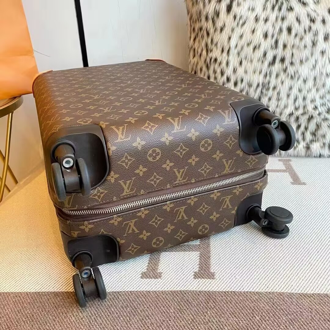LV Horizon 50 M13768 36x50x19cm