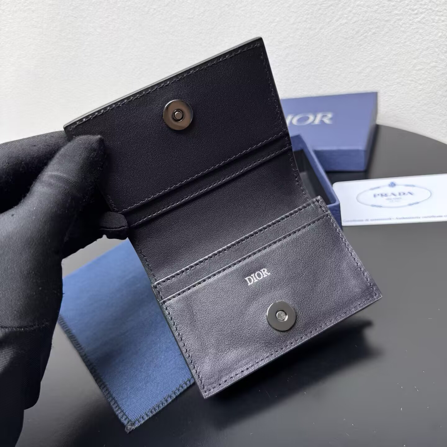 D10r CD Icon Business Card Holder 10.5x7.5x2cm