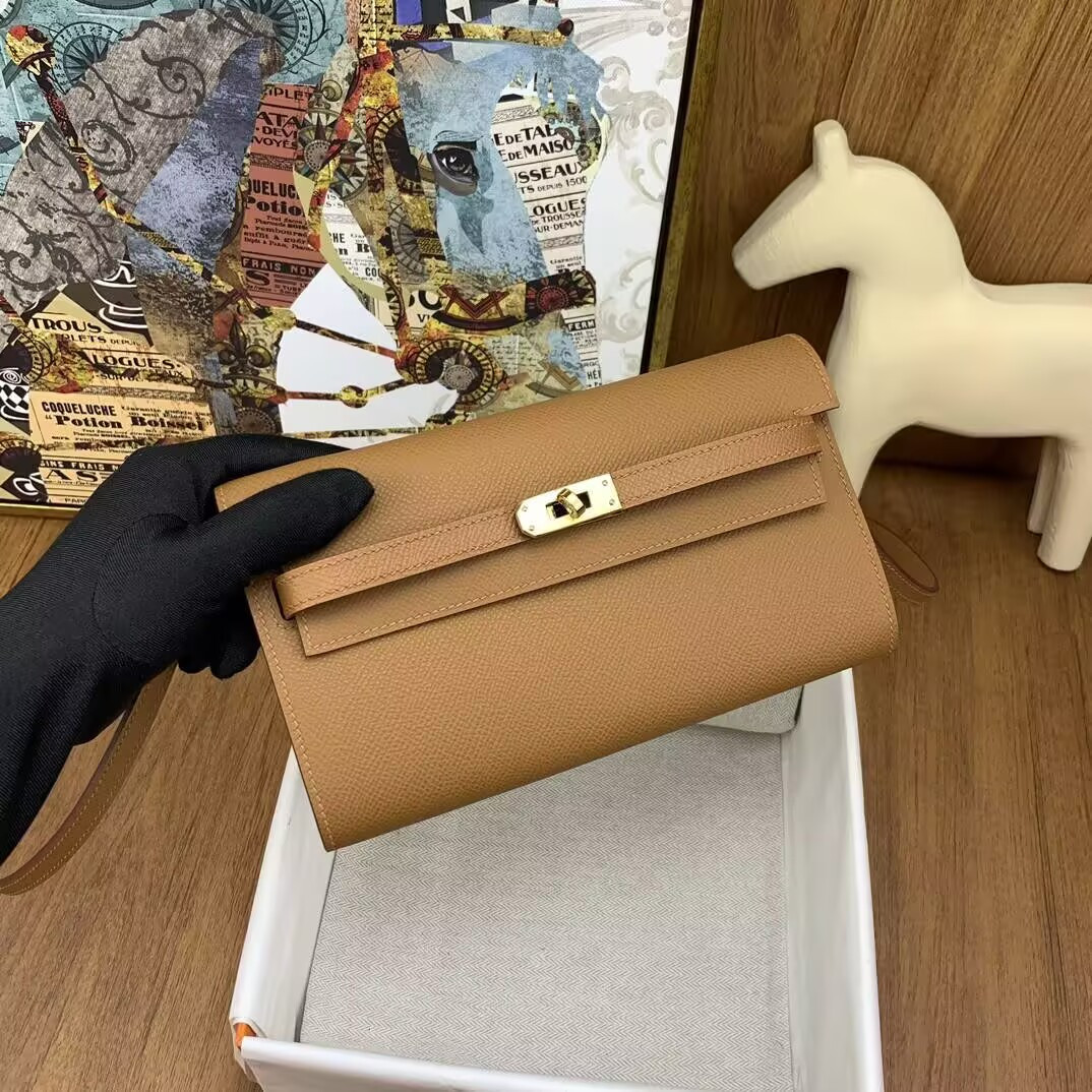 H**me5 Kelly Classique To Go wallet