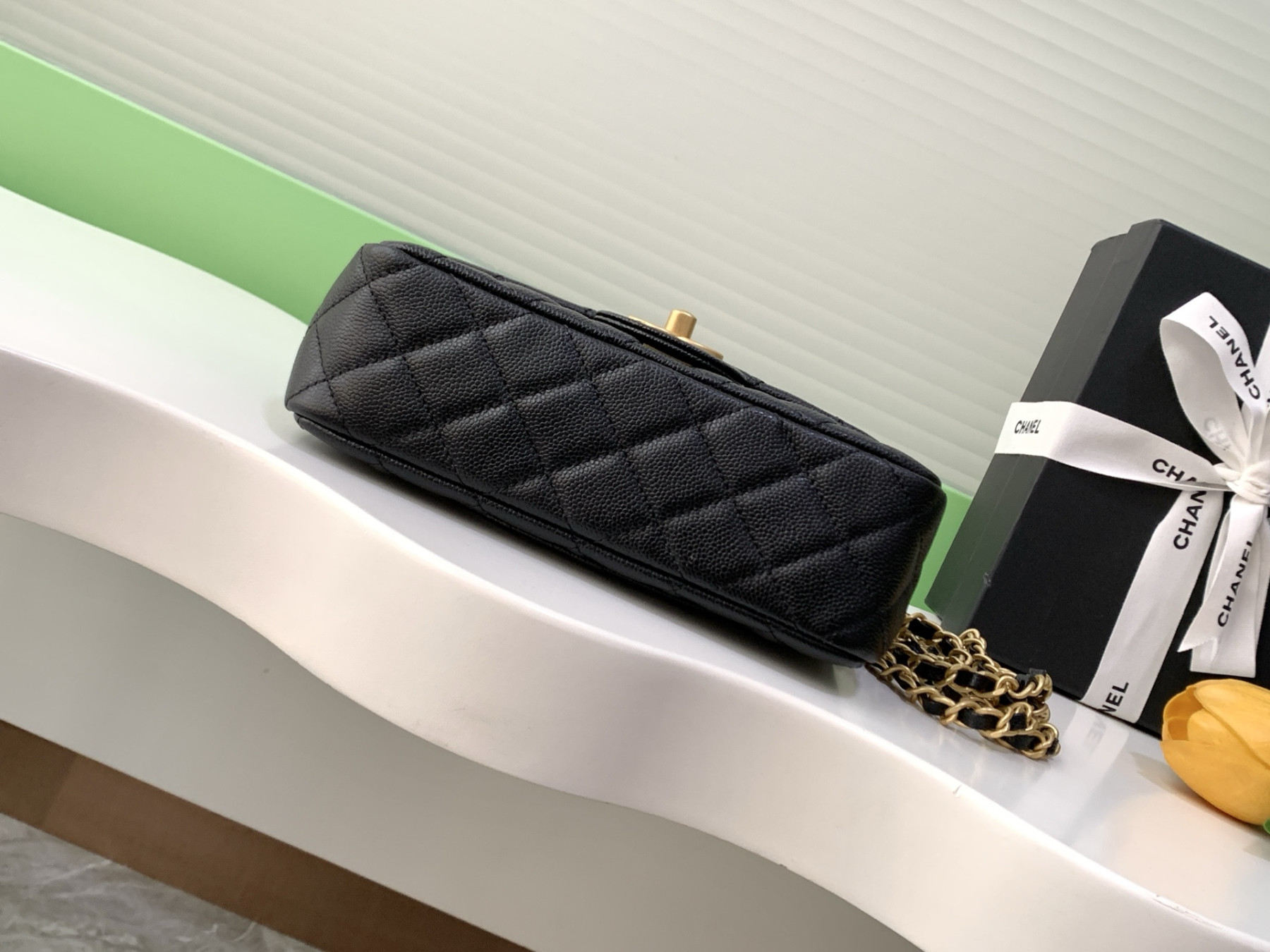Ch**el flap bag with top handle as5701 19.5x12x6.5cm