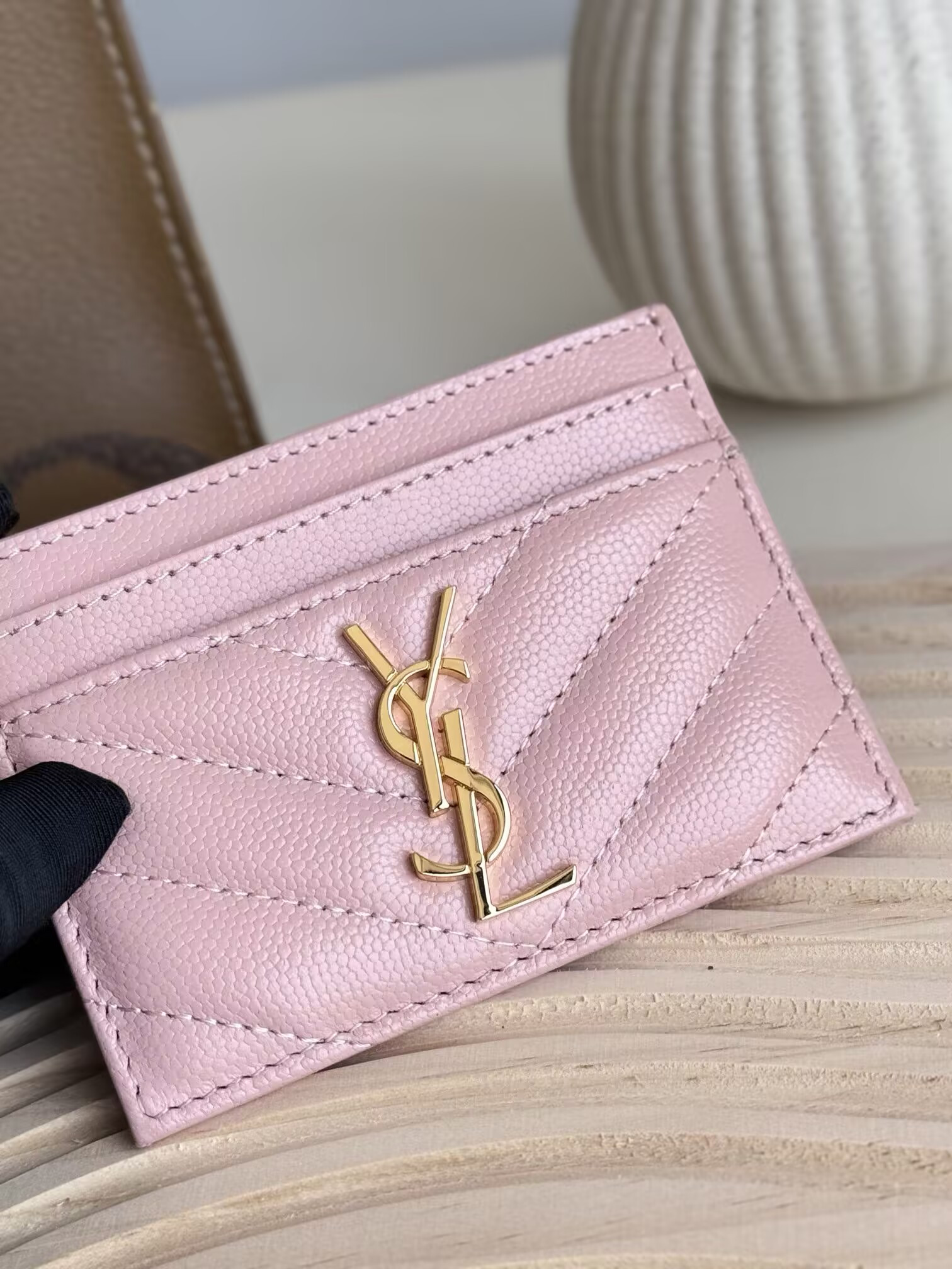 Y51 Card holder
