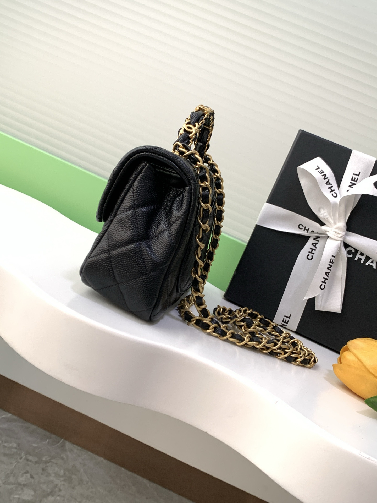 Ch**el flap bag with top handle as5701 19.5x12x6.5cm
