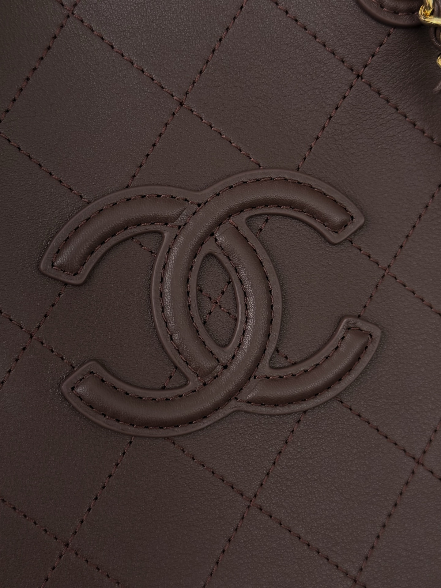 Ch**el Mini Shopping Bag AS6199 20.5 x 21 x 15cm