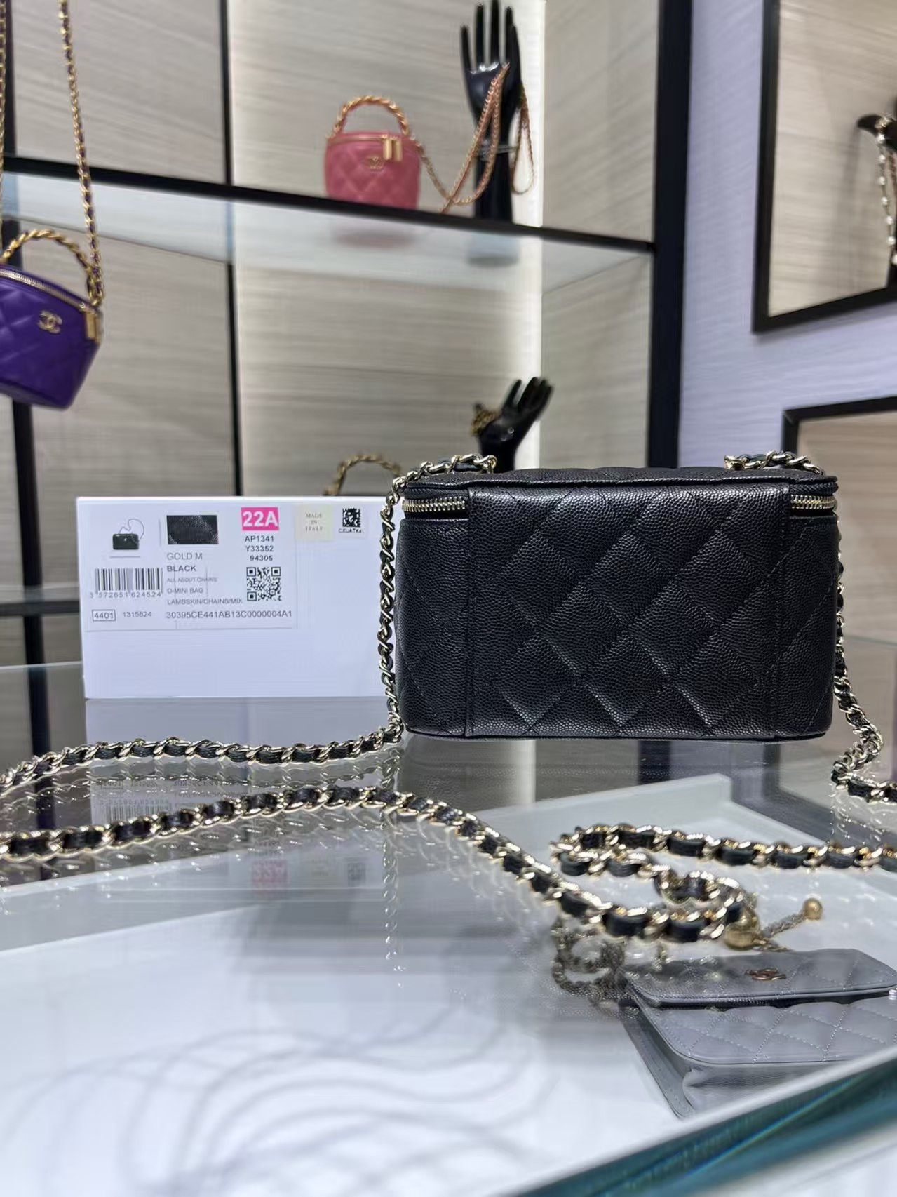 Ch**el Clutch With Chain 10x16x8cm
