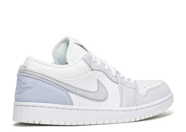 UA AIR JORDAN 1 LOW 