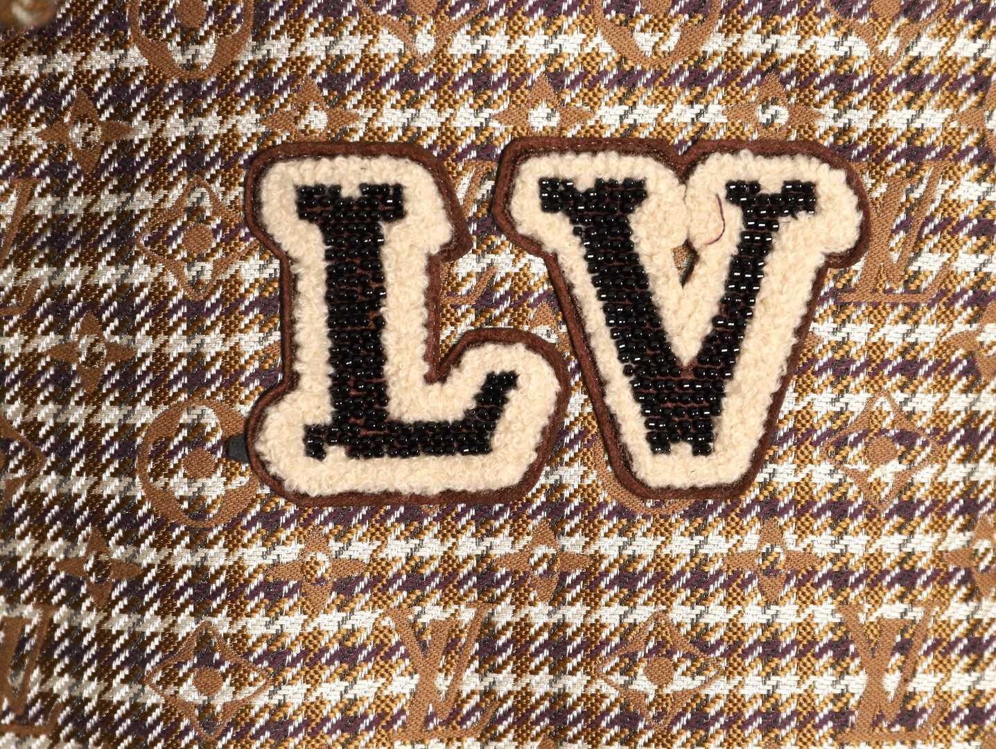 L0vis Vvtt0n LV Jacket