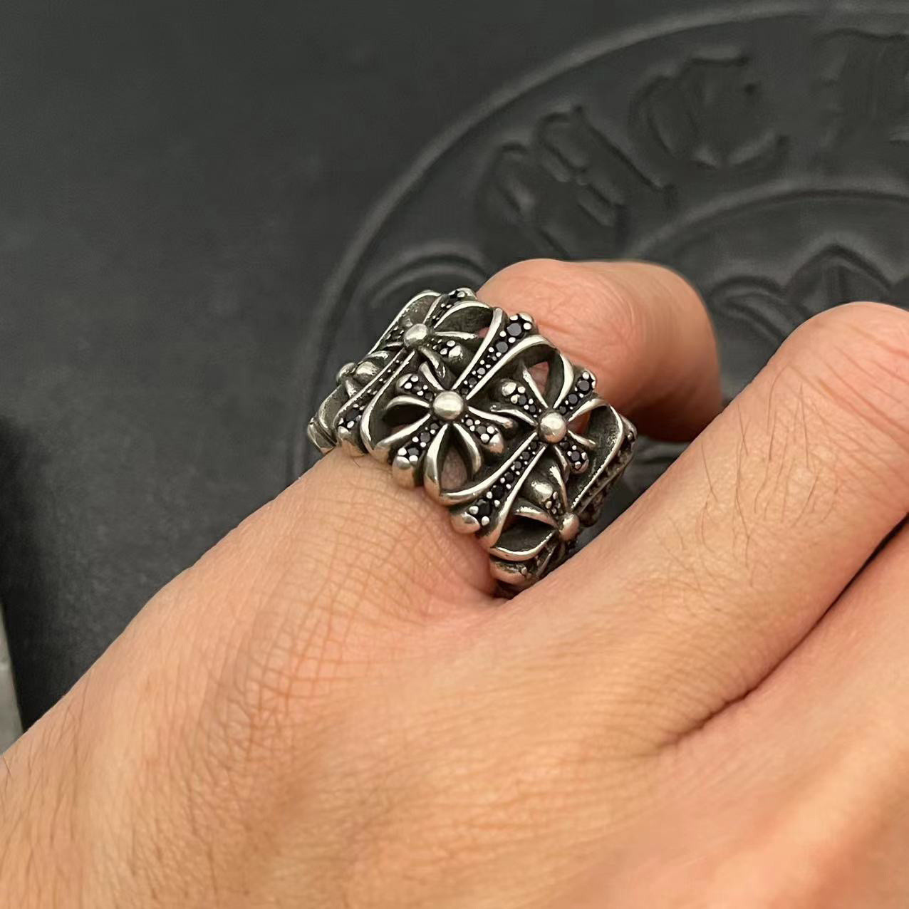 Ch*0me He**ts Cross Ring