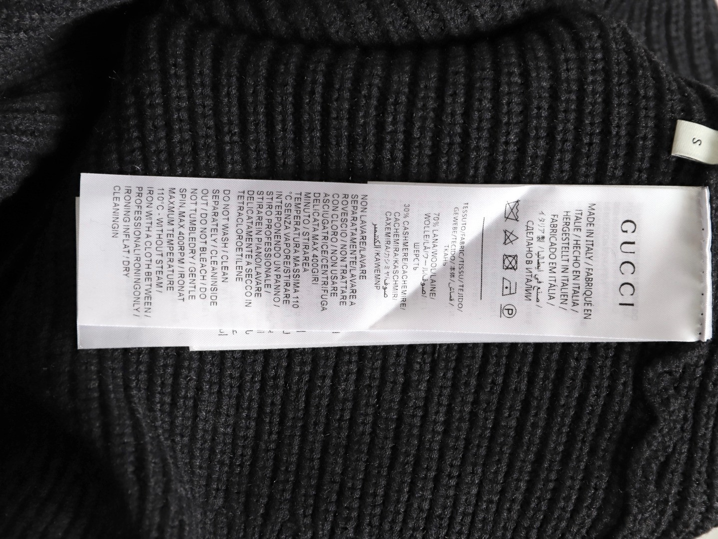 Gvc*1 25Fw Sweaters