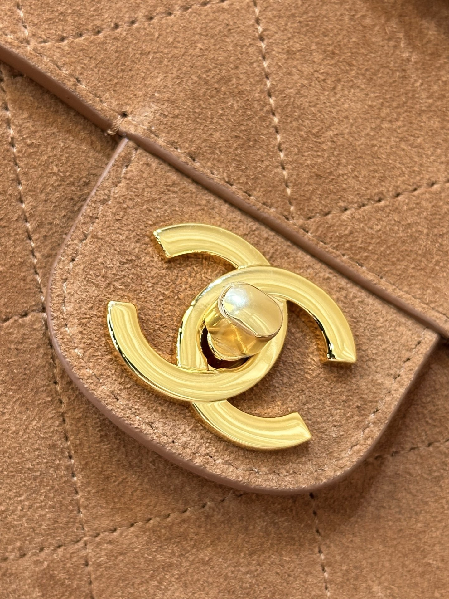 Ch**el Maxi Flap Handbag Brown AS6281 19.5x32x10cm