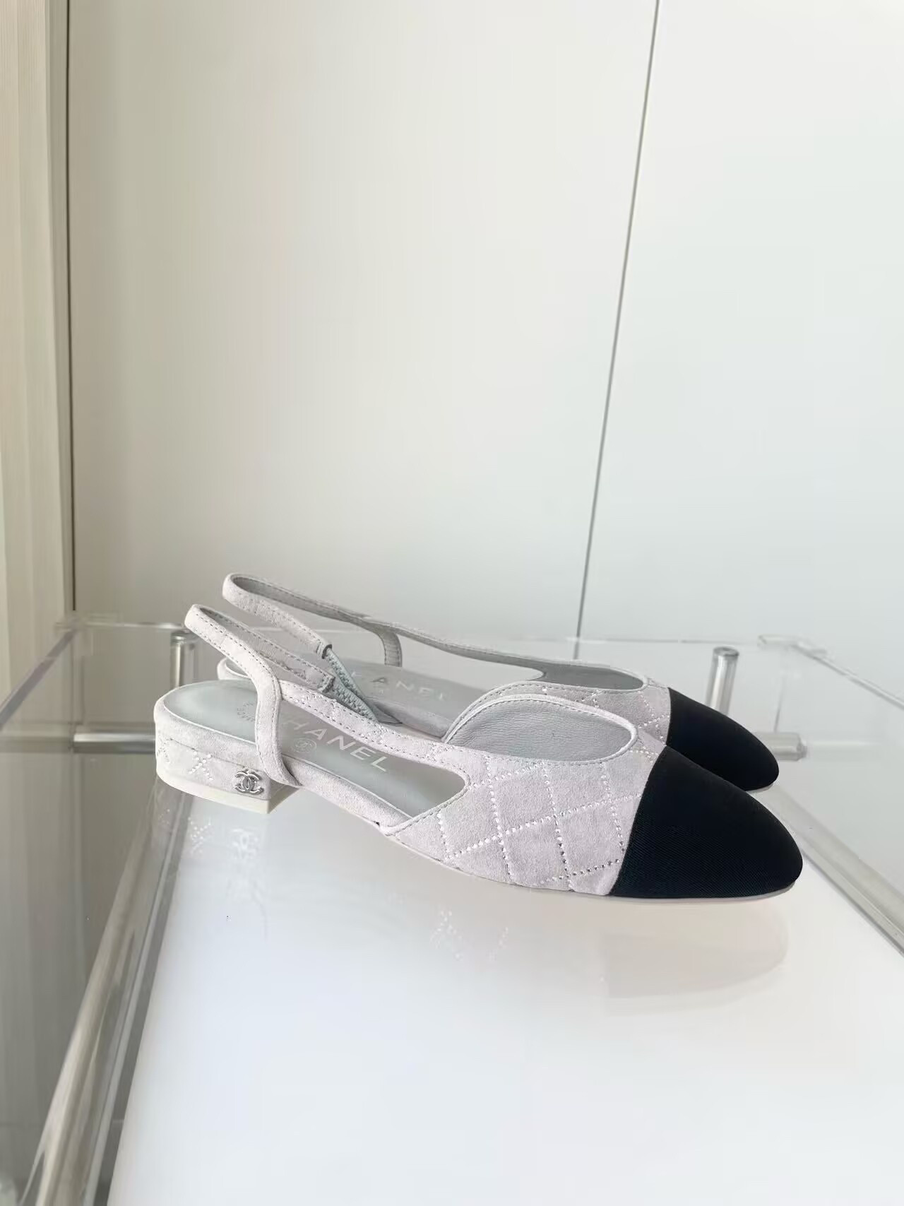 UA Ch**el SLINGBACKS FLAT