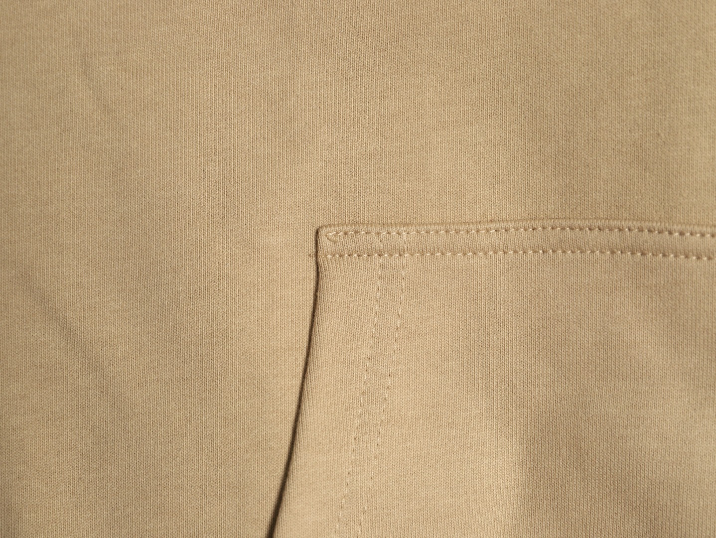 Bv*b*rry Coats