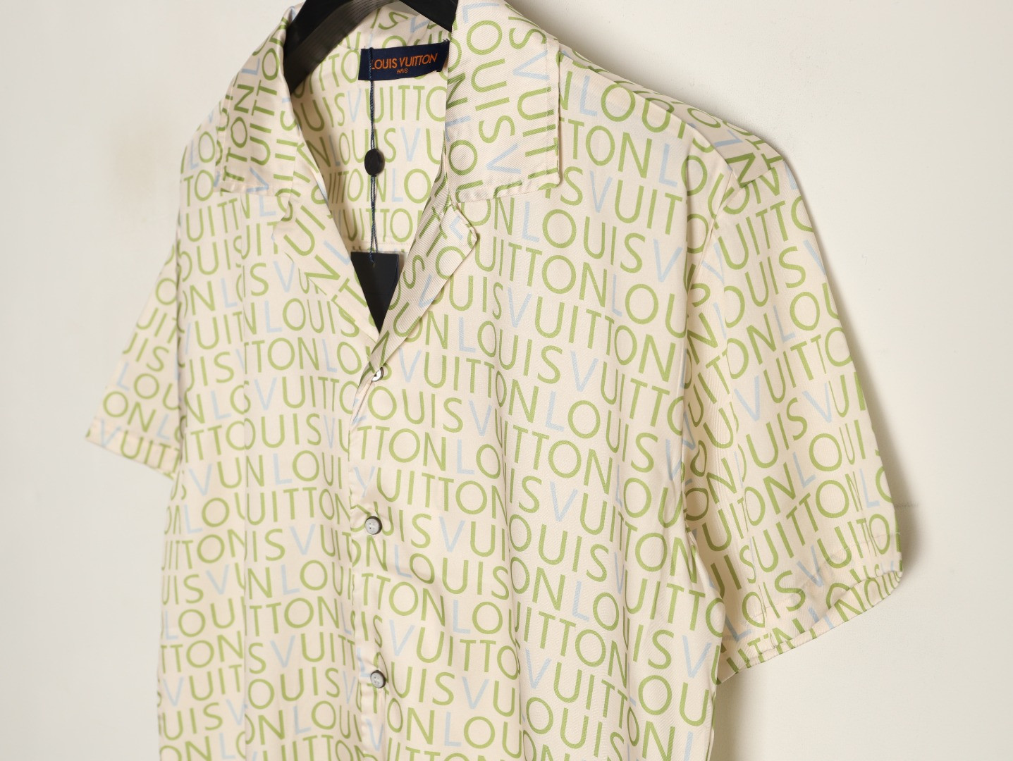 L0vis Vvtt0n Short-sleeved Shirts Suit