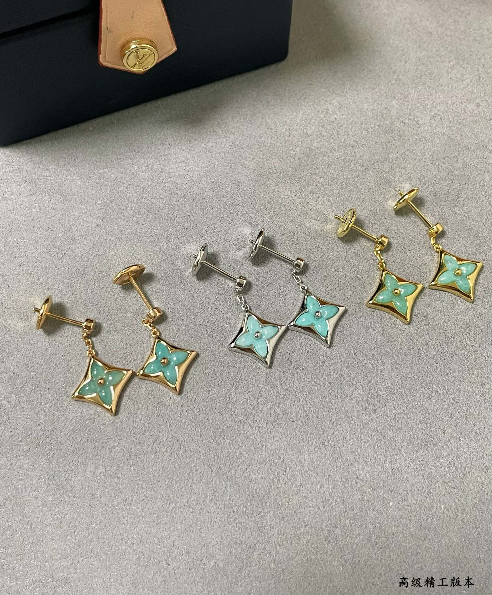 L0vis Vvtt0n Amazonite Square Earrings
