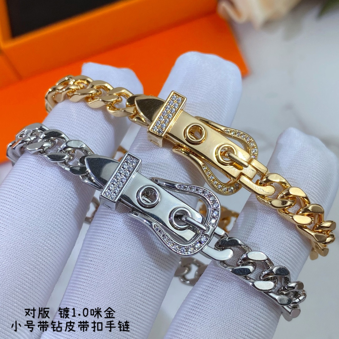 H**me5 Small D1am0nd-Encrusted Belt Bracelet