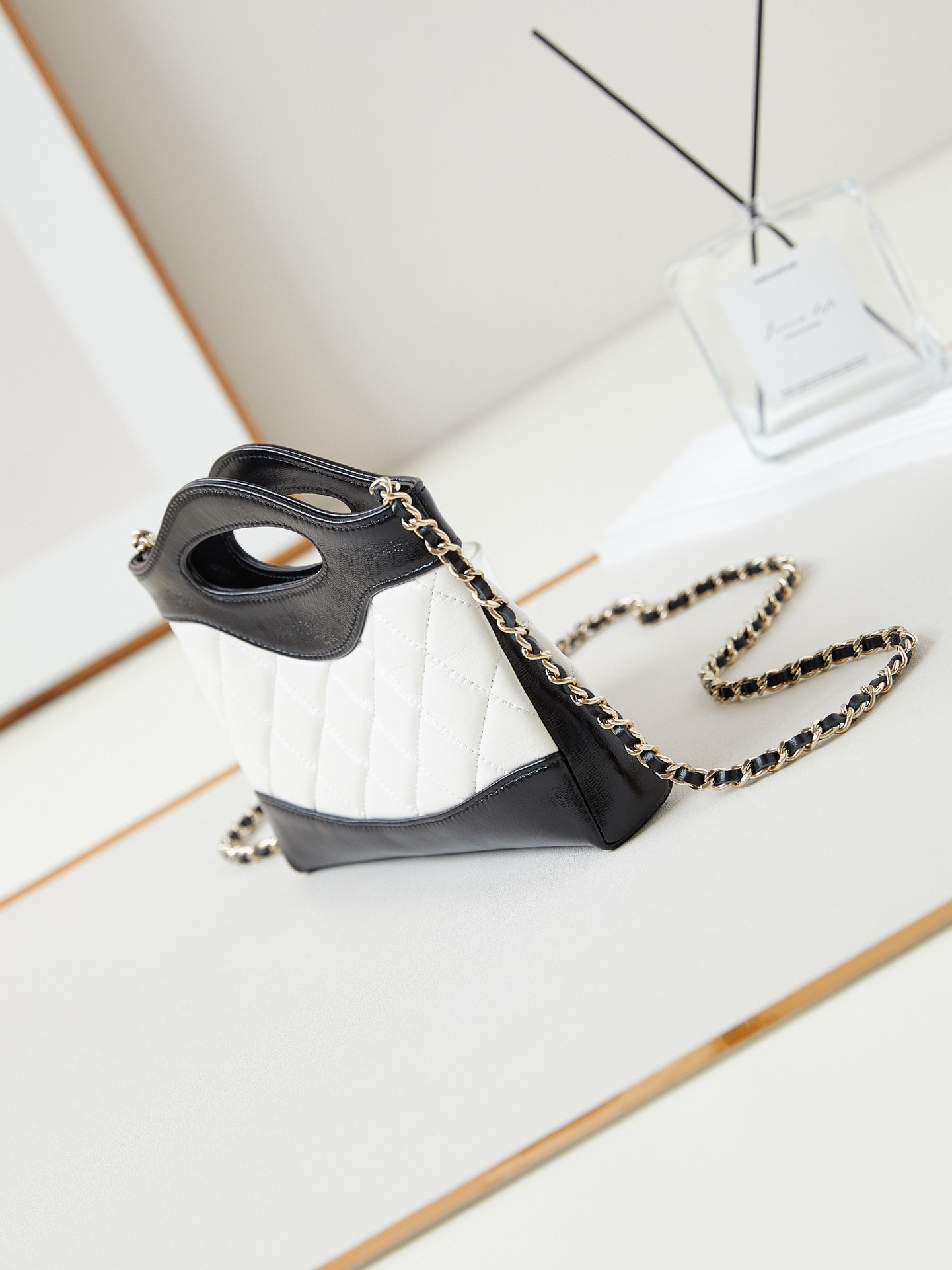 Ch**el Nano Chain Bag AS3656 17.5x20.5x4cm