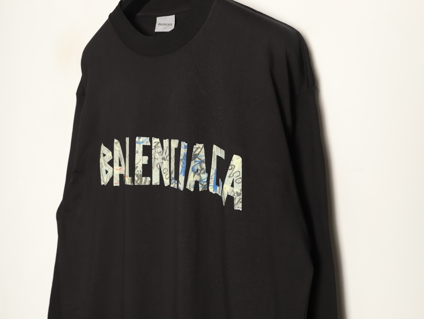 Ba1en*iaga 26Fw Long-sleeved T-shirt
