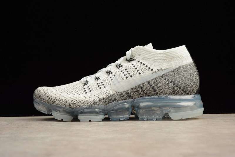 UA Nike Nikelab Air Vapormax Flyknit "Oreo"