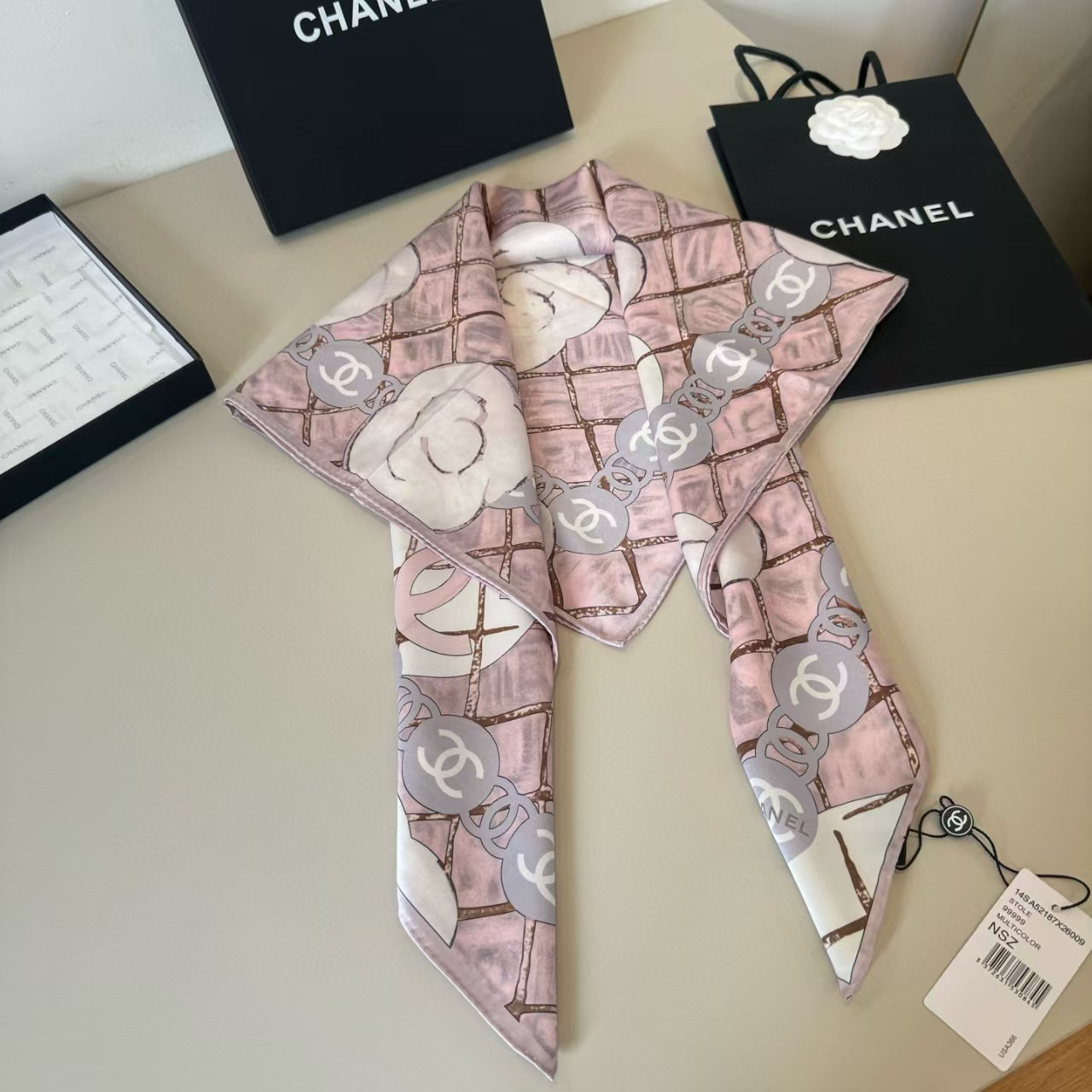 Ch**el Shawl
