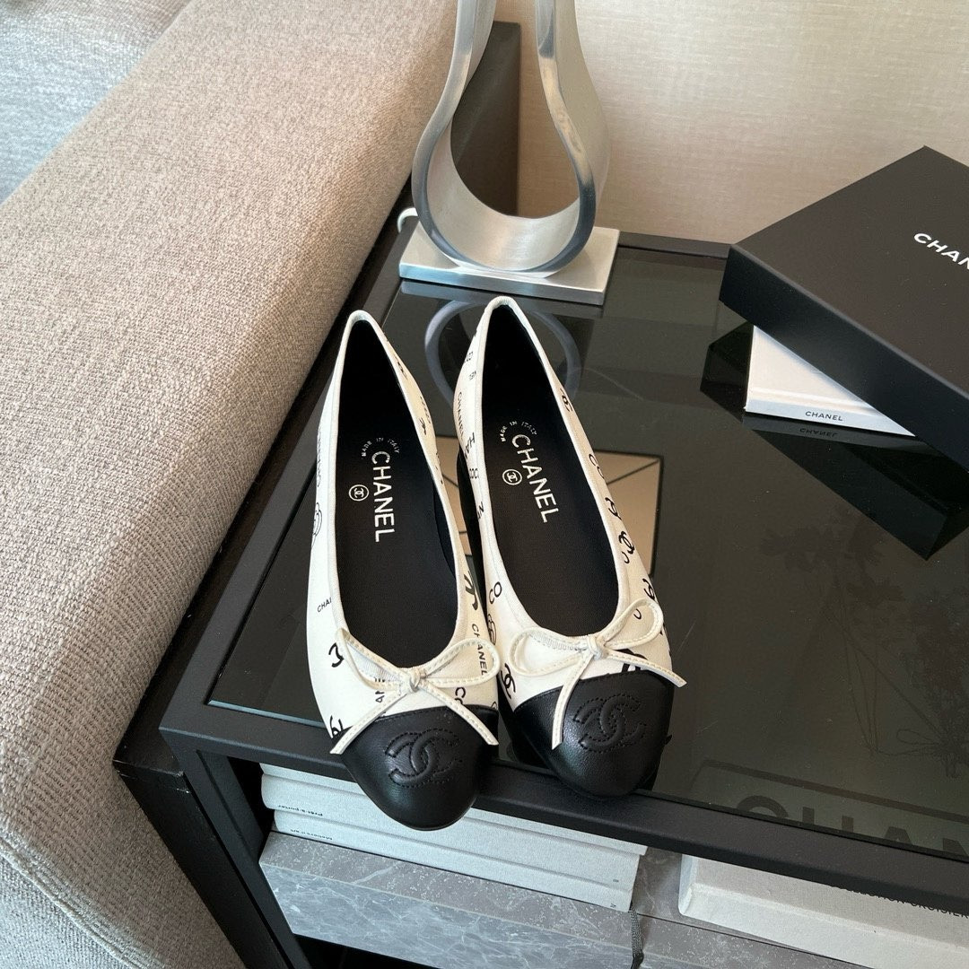 UA Ch**el Ballet flats