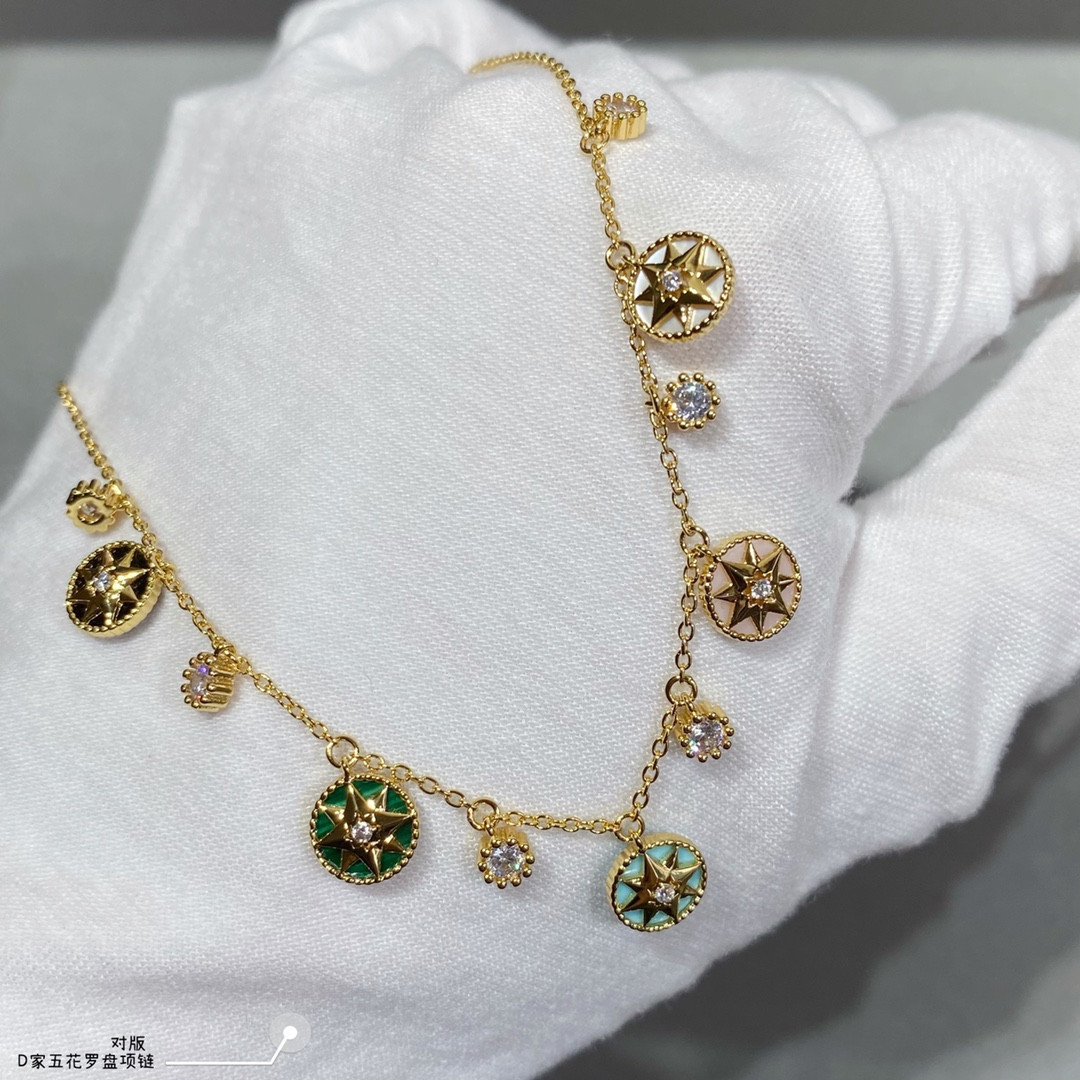 D10r compass Necklace