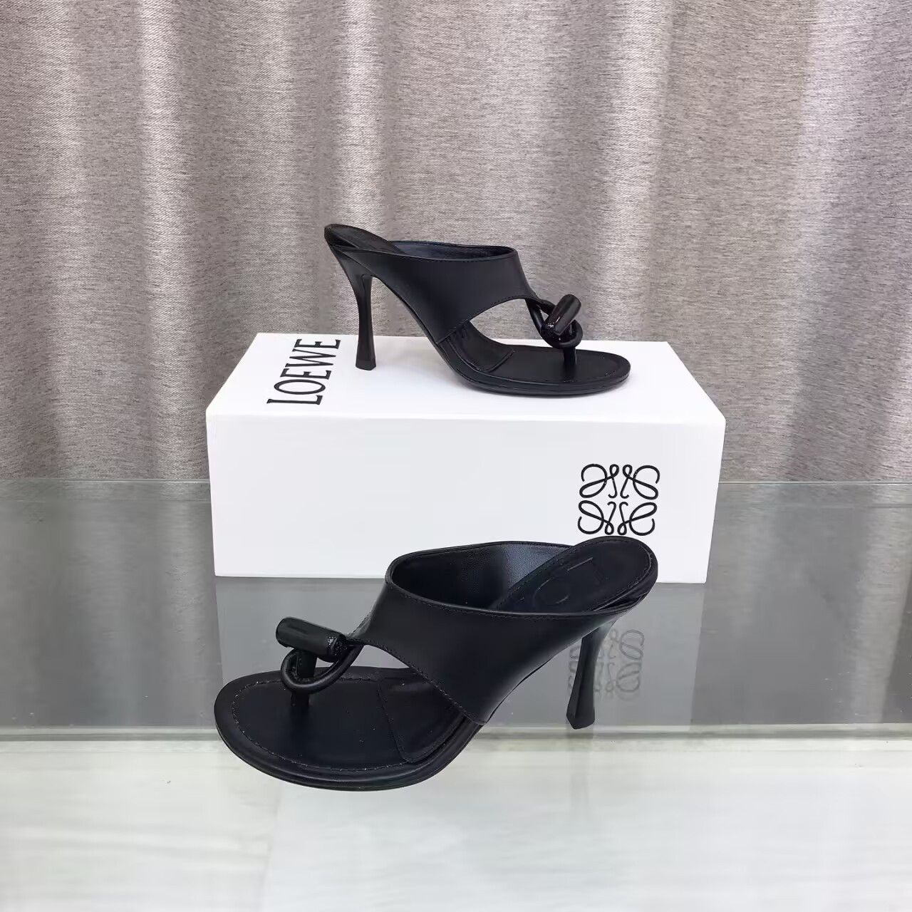 UA L0ew* Toggle Sandal