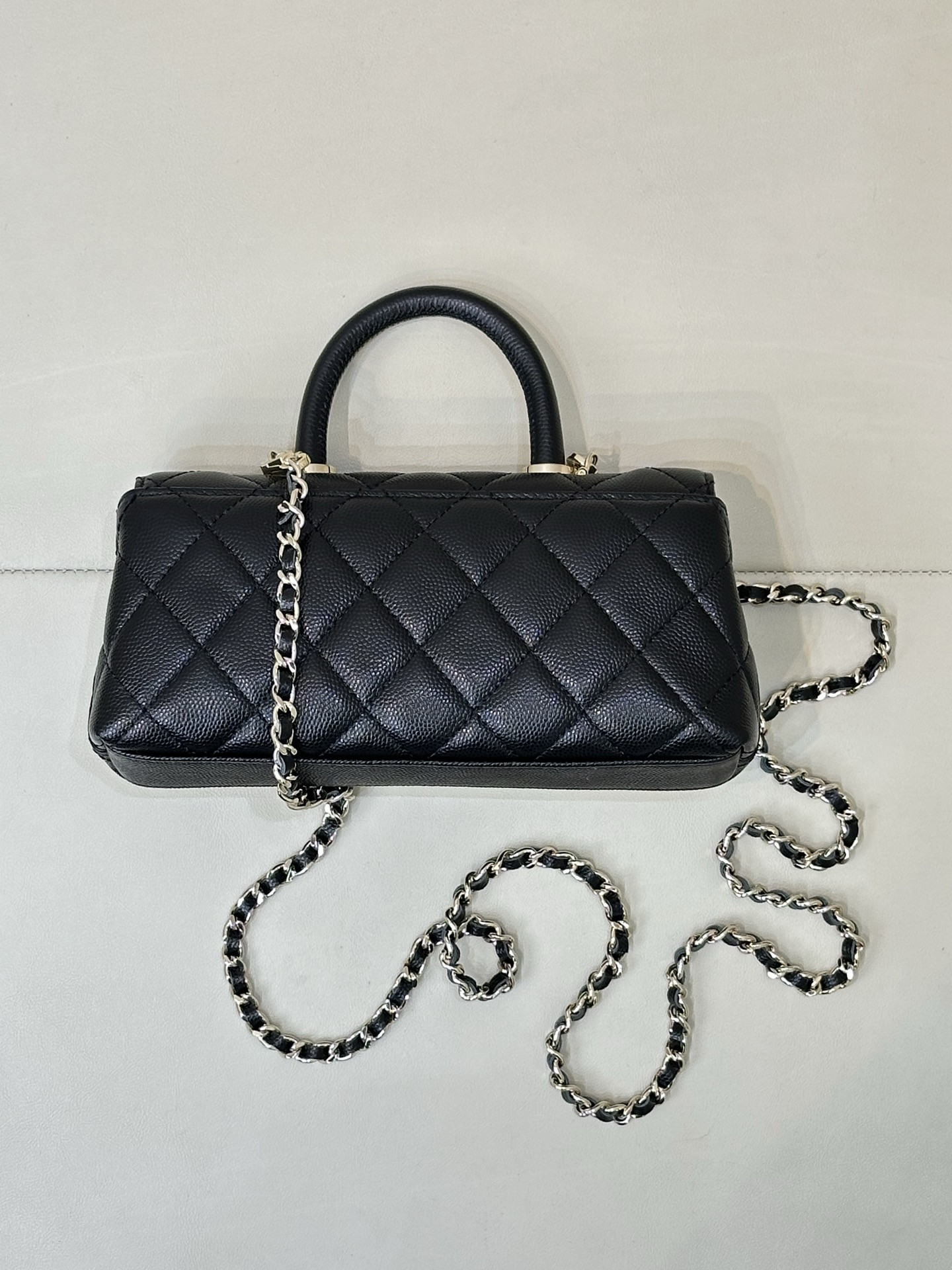 Ch**el Coco Handle Flap Bag AS5285 21x10x5cm