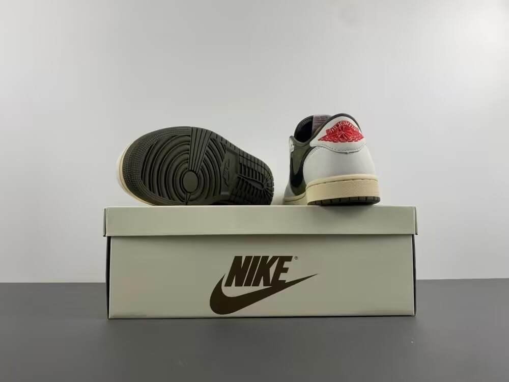UA Jordan 1 Retro Low OG SP Travis Scott Medium Olive