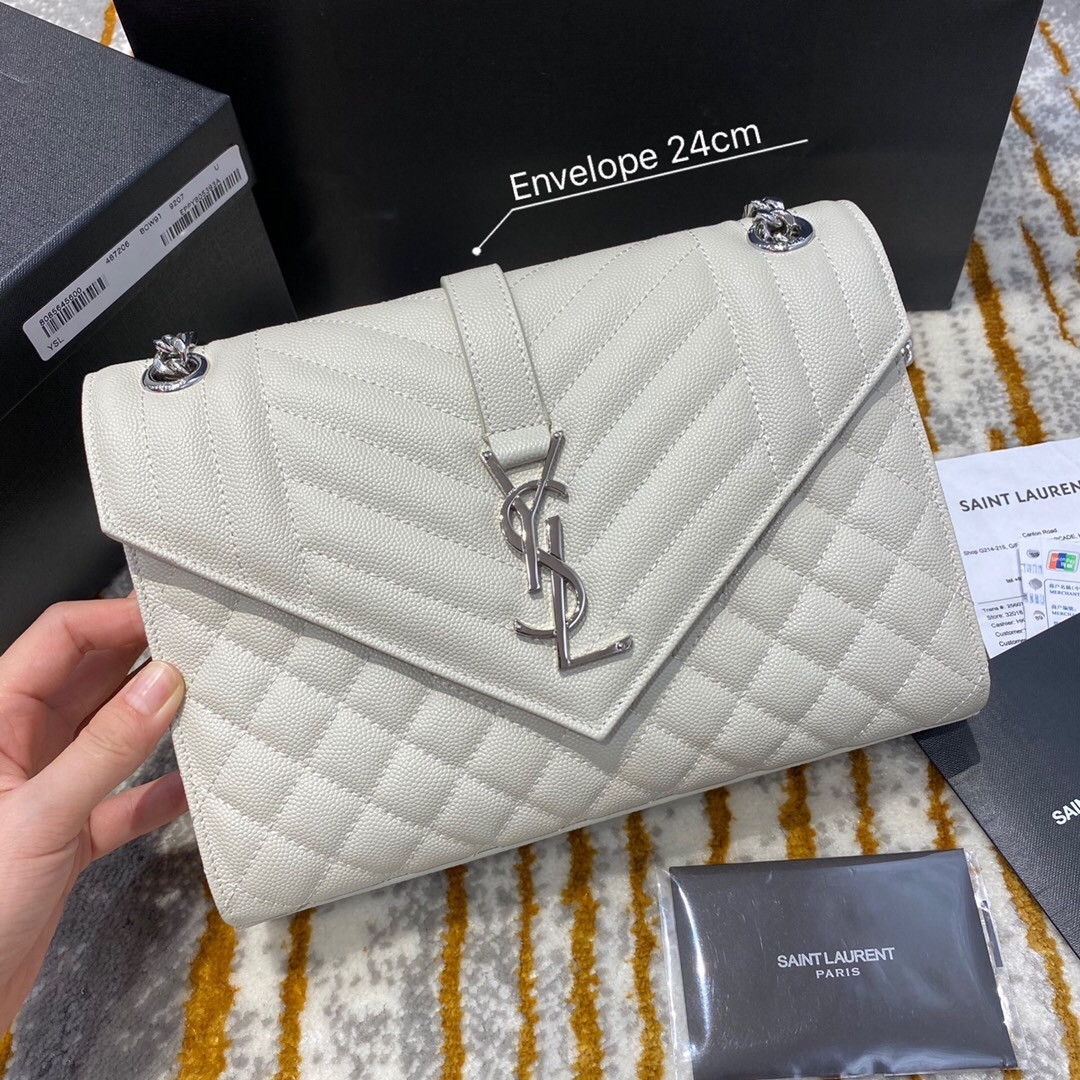 Y51 Envelope medium bag 24cm