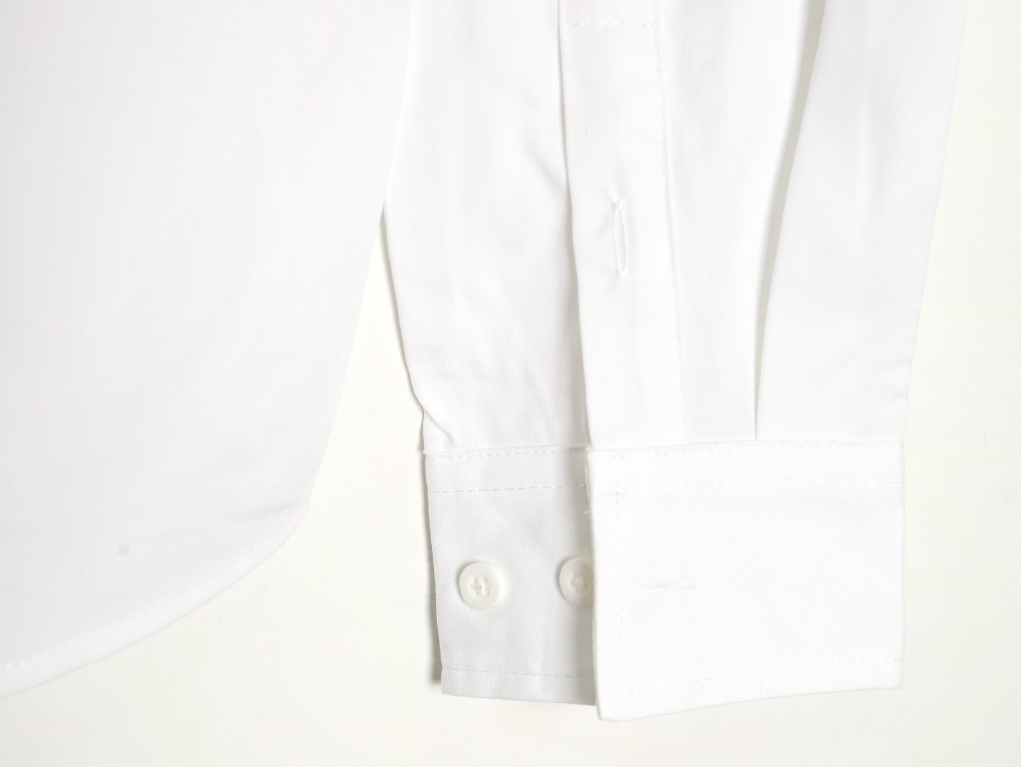 D10r Long-sleeved Shirts