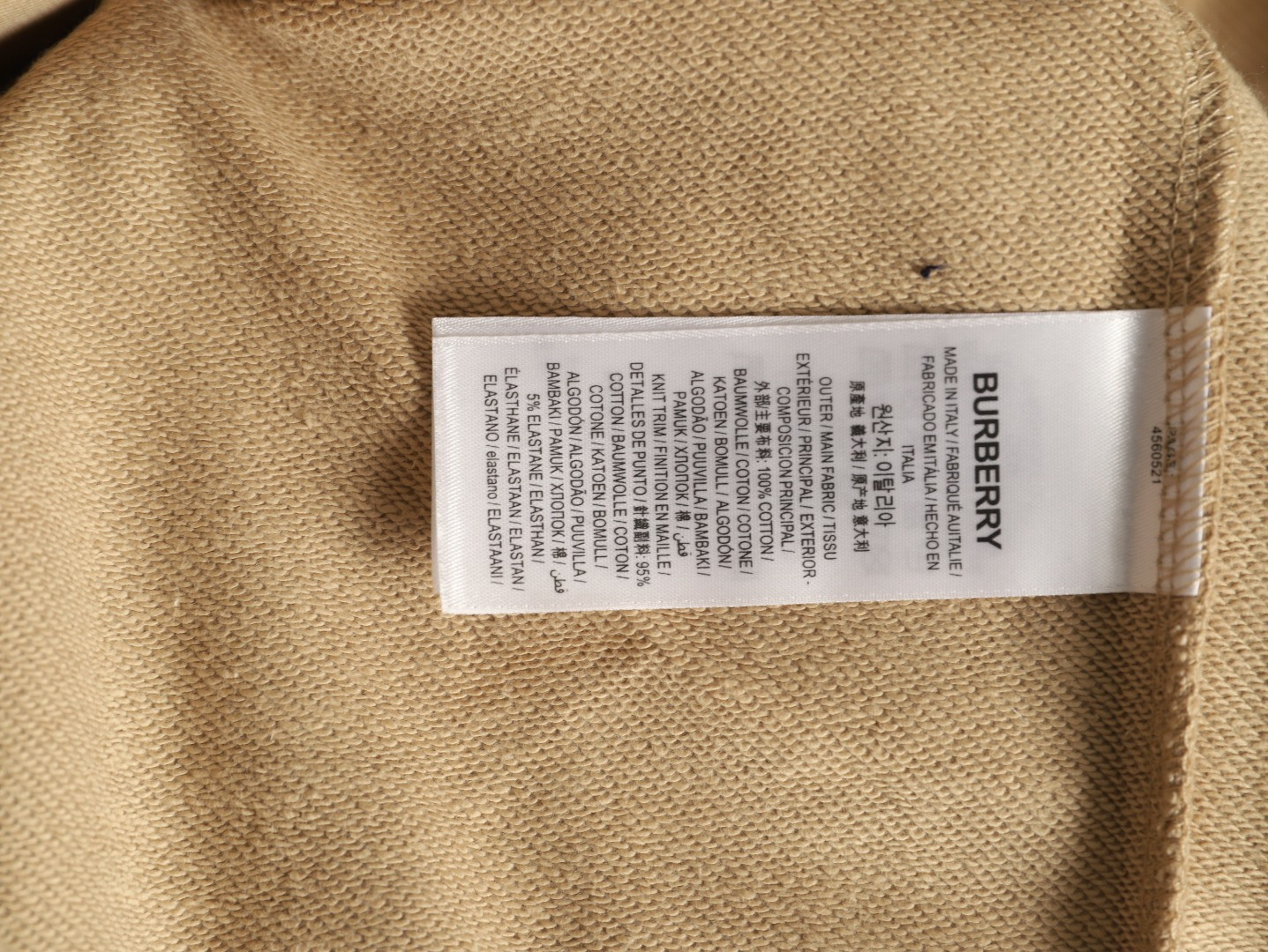 Bv*b*rry Coats