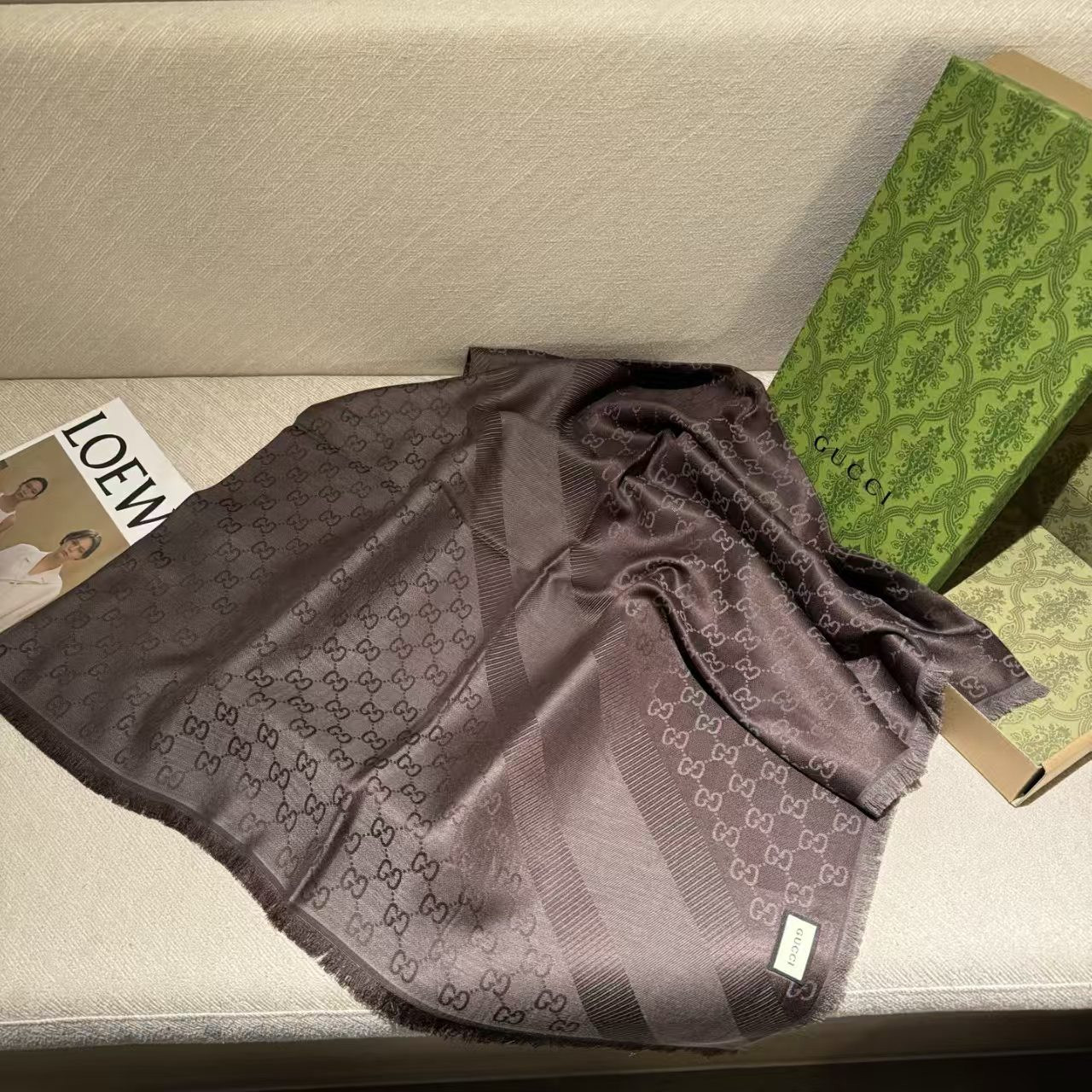Gvc*1 scarf