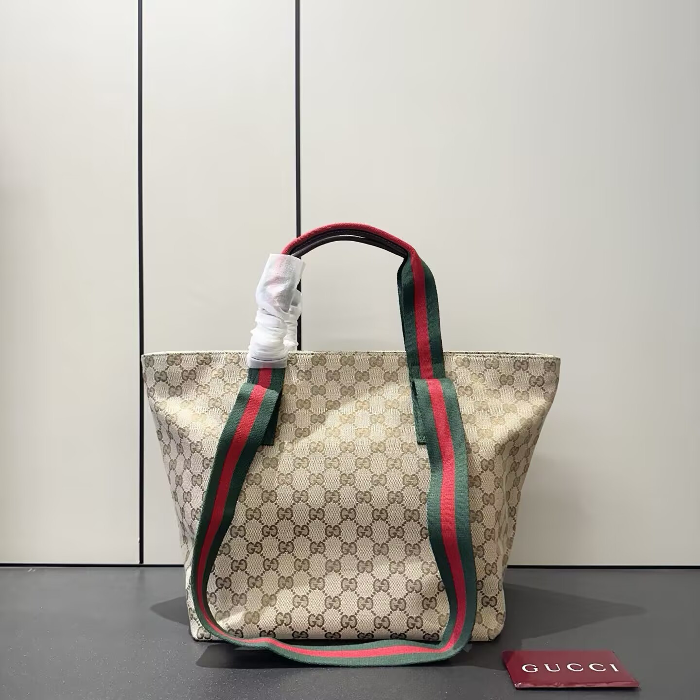 Gvc*1 GG Small Tote Bag 28.5x27x18cm