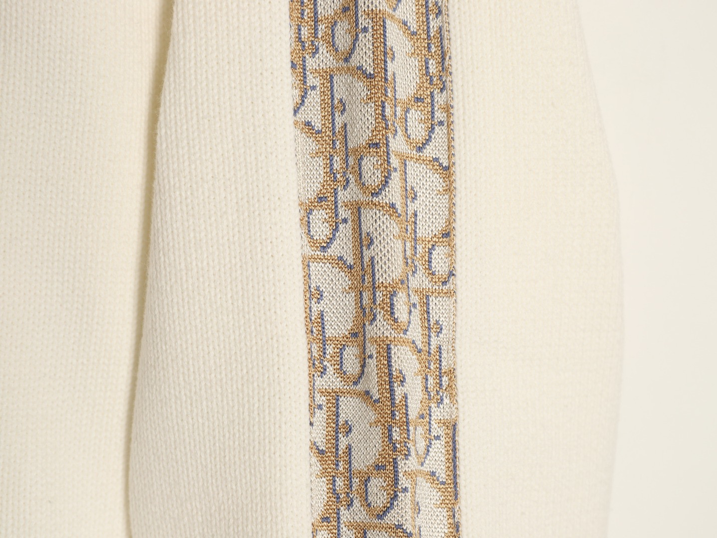 D10r Knitting Sweaters