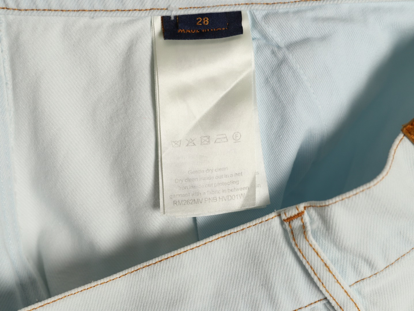 L0vis Vvtt0n 26SS Blooming Shorts
