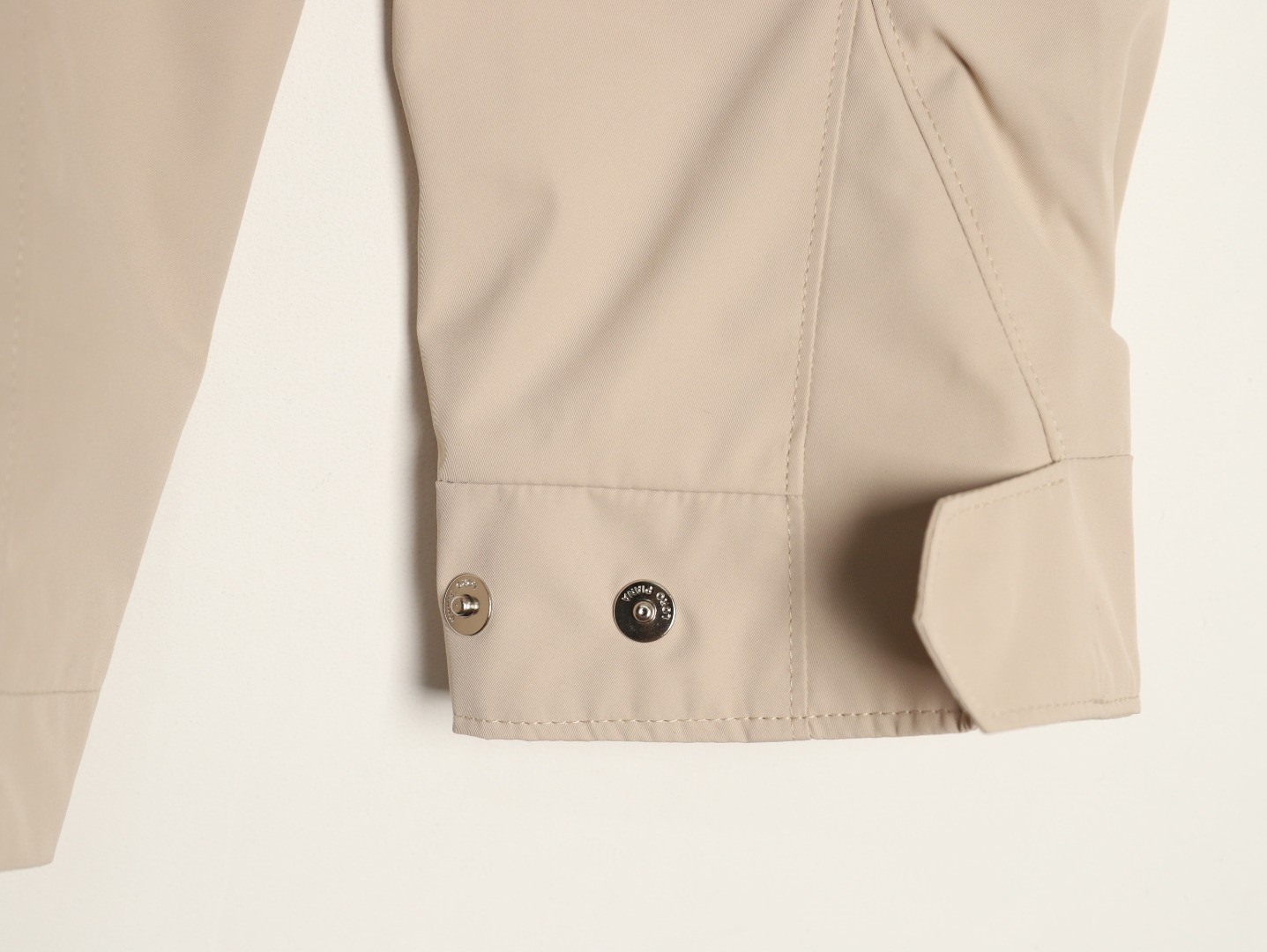 L0r0 P1ana LP Coats