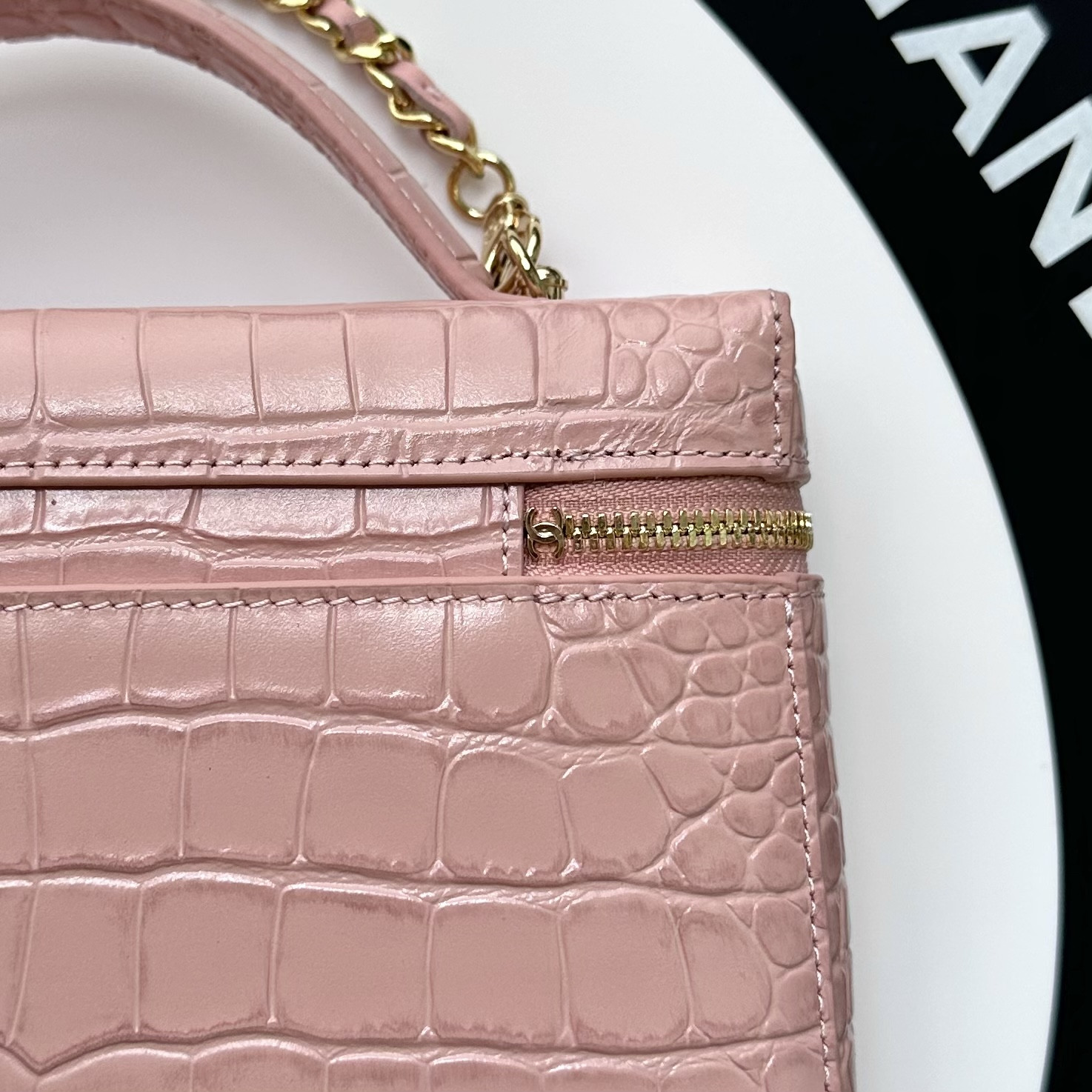 Ch**el Classic Vanity with chain Handbag AP5346 14x19x5cm
