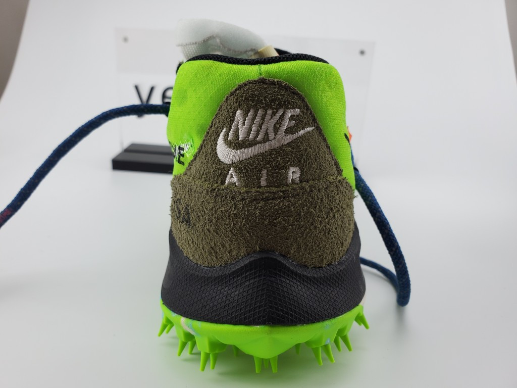 UA NIKE WMNS AIR ZOOM TERRA KIGER 5/OW "OFF WHITE"