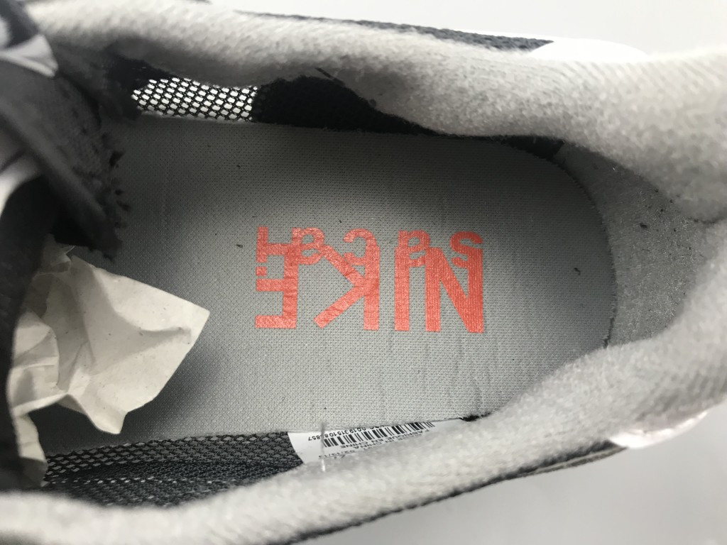 UA NIKE LDWAFFLE/SACAI BLACK ANTHRACITE