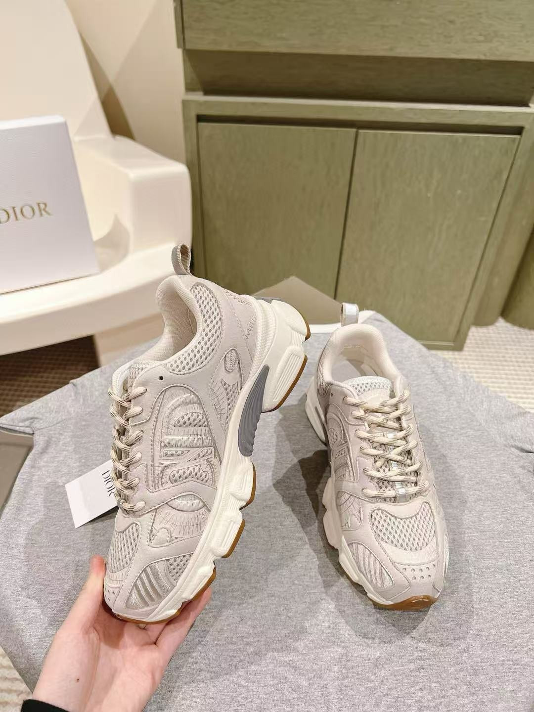 UA D10r Chrono Sneakers