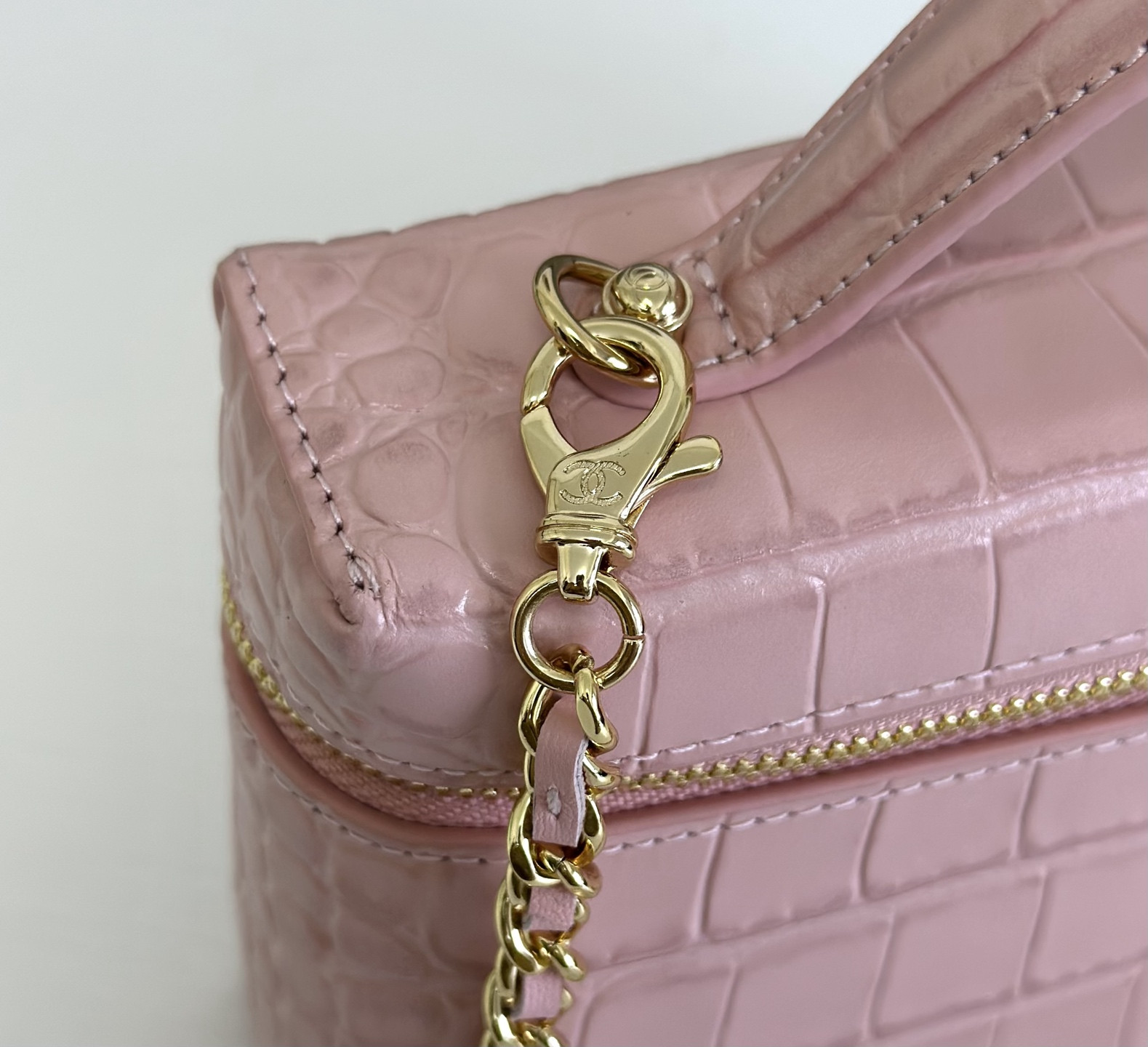 Ch**el Classic Vanity with chain Handbag AP5346 14x19x5cm