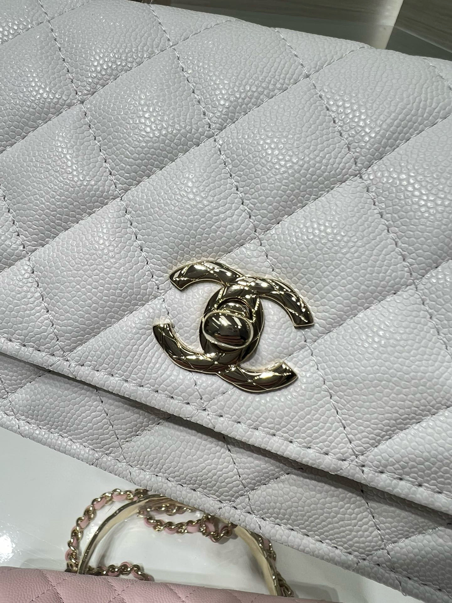 Ch**el Clutch With Chain AP4621 18.5x6x11cm