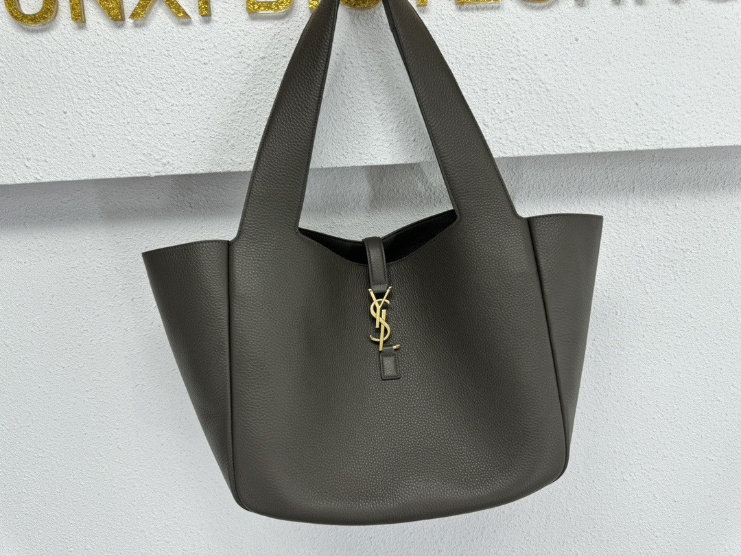 Y51 LE 5 À 7 BEA in grained leather 50×28×18cm