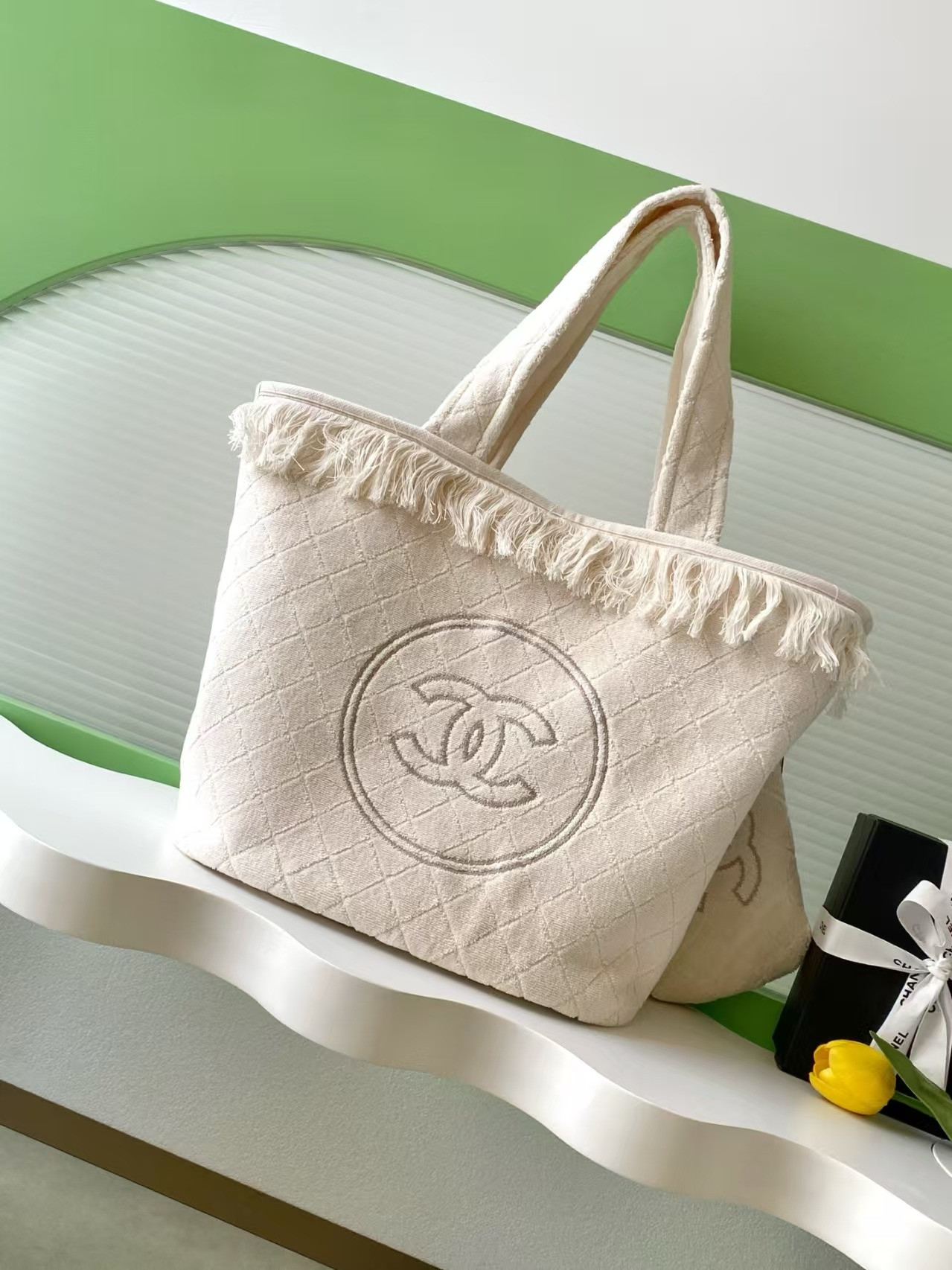 Ch**el Coco Beach Tote Bag 38x58x20cm Small Bag size 22x19cm
