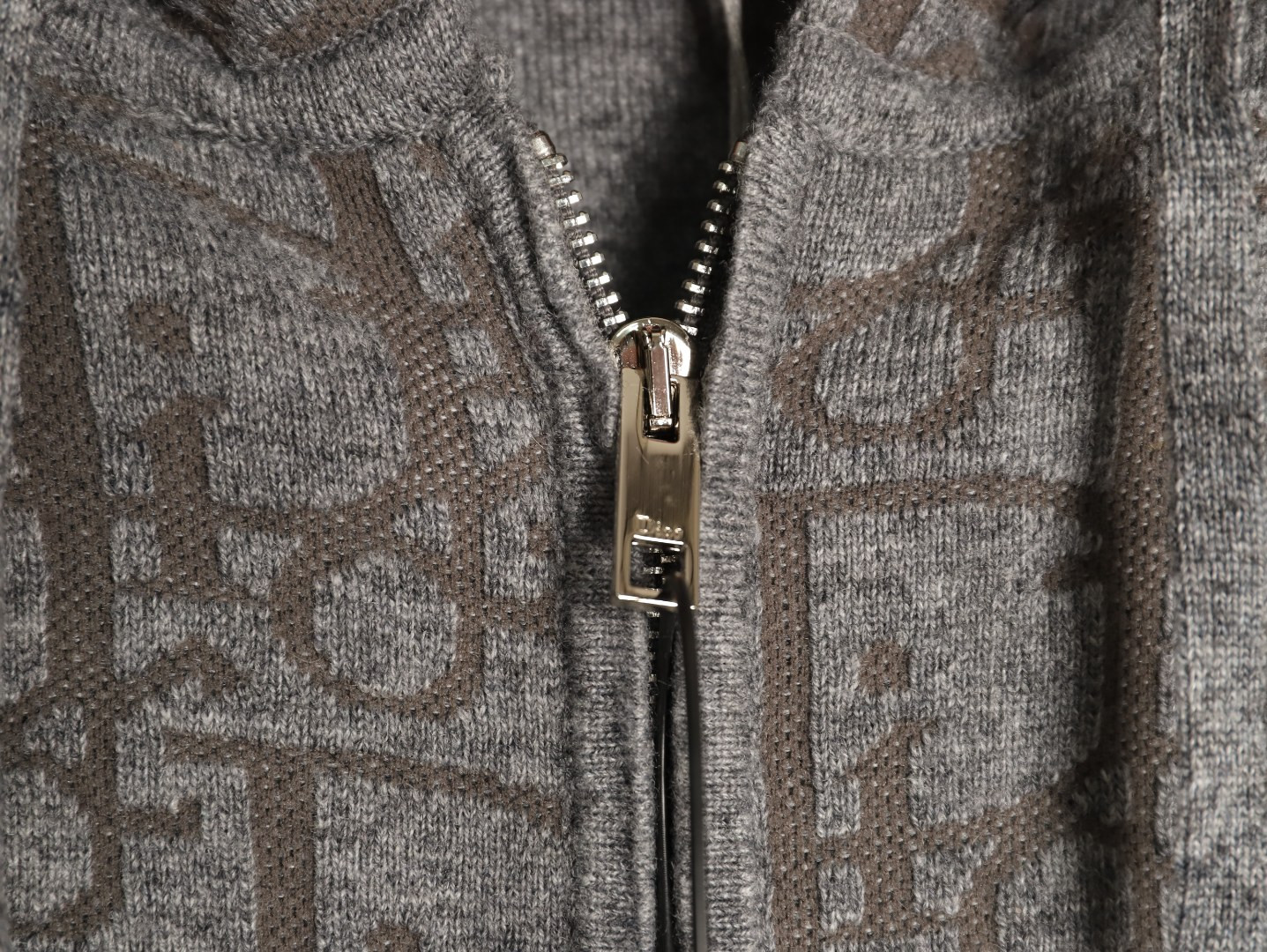D10r 26SS Coats