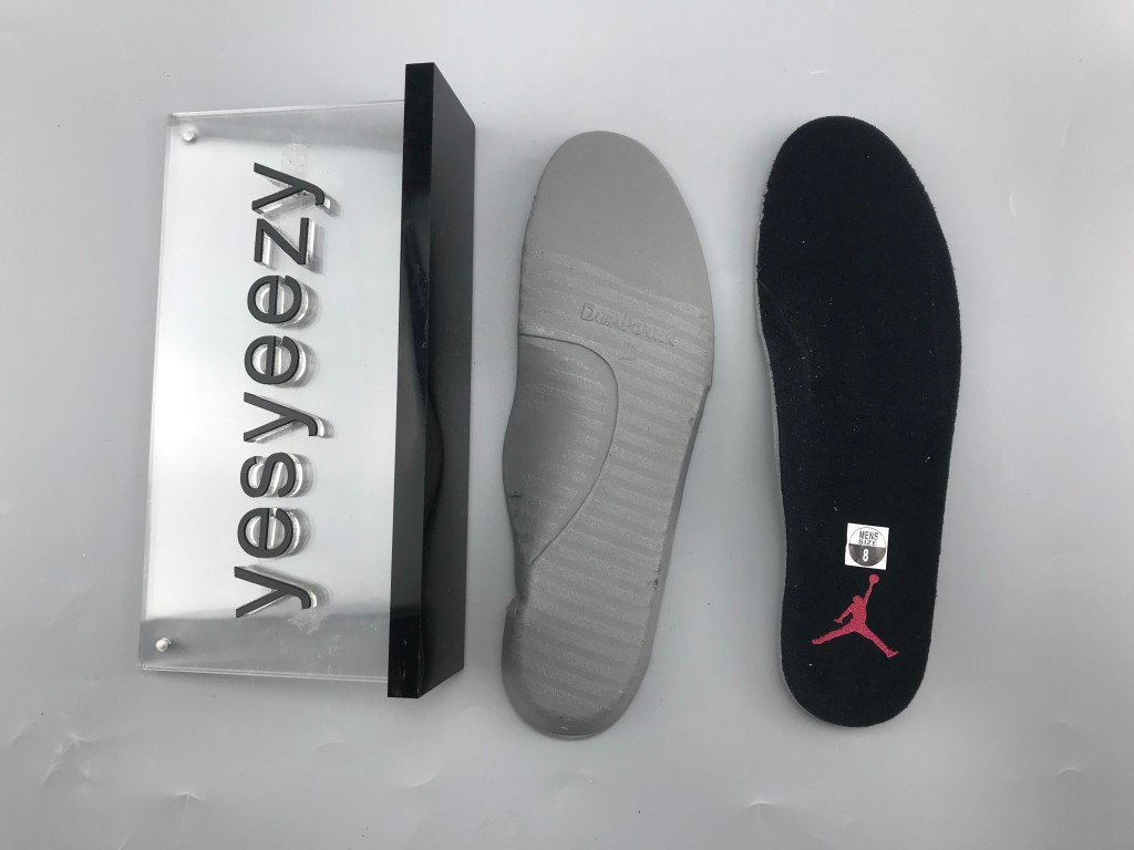 UA AIR JORDAN 13 RETRO 